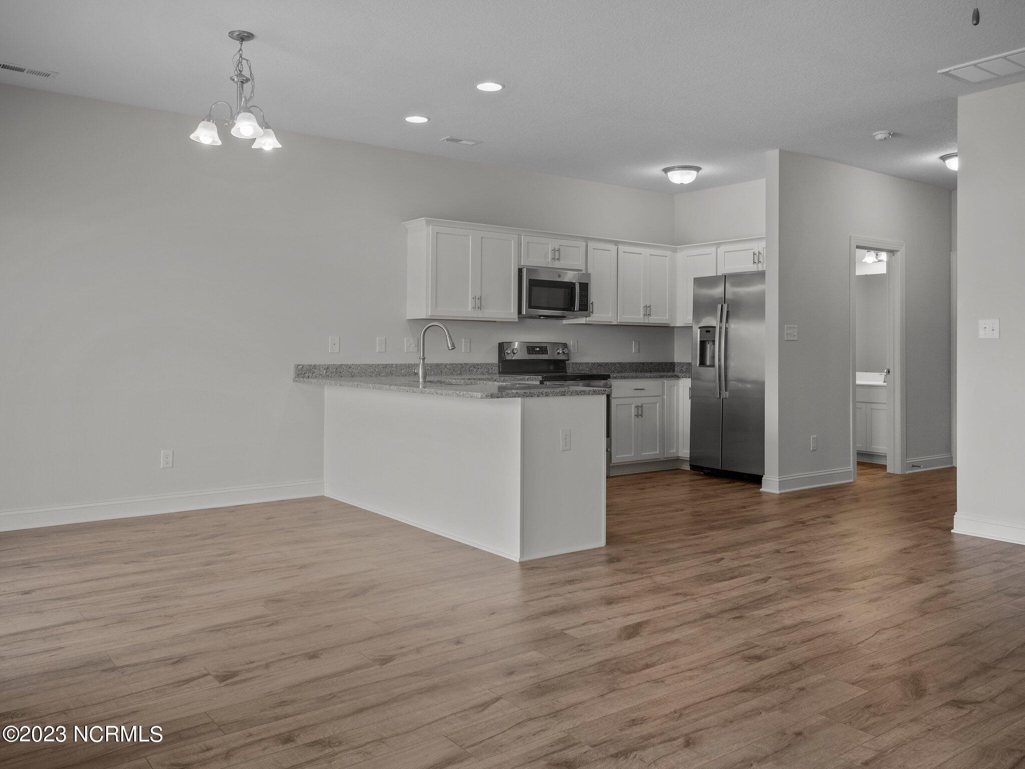 17-web-or-mls-P9144818