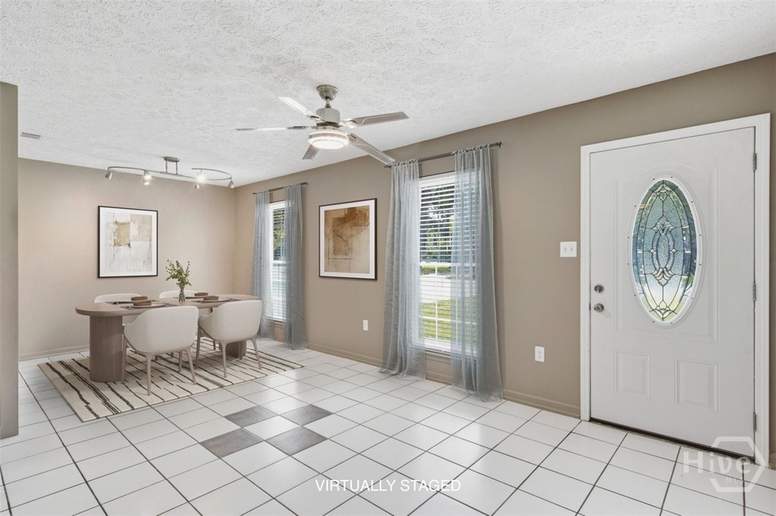 Photo 3 of Single family home for sale at 601 Leaning Oaks Dr, Savannah, GA 31410 | MLS# SA361757 | Listing updated on 2026-10-08