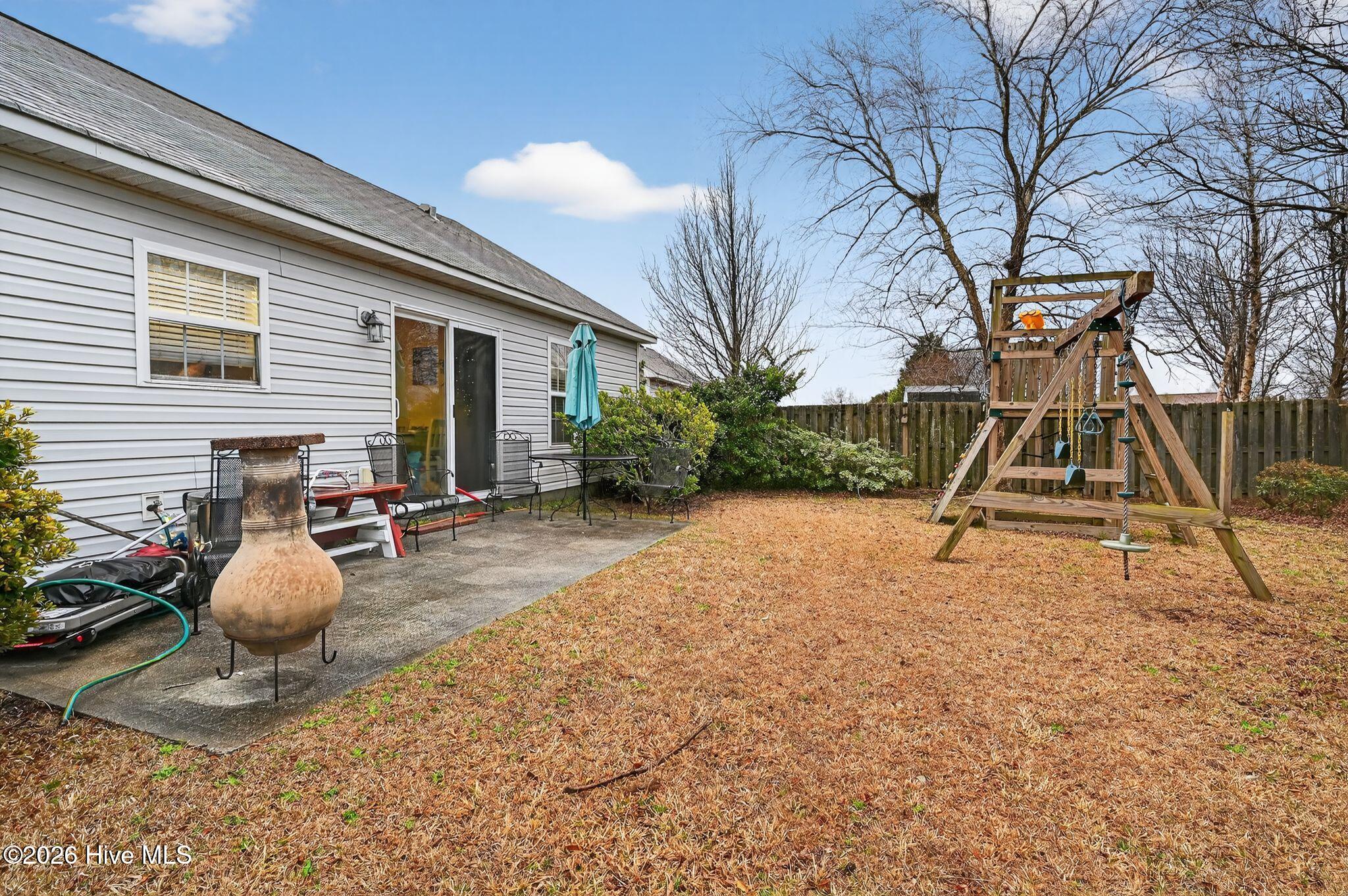 100558774 | Photo 16