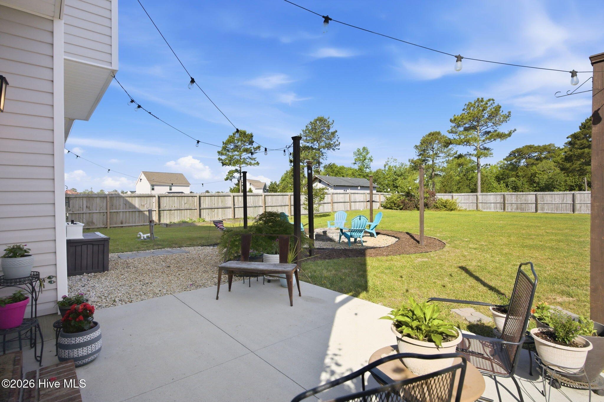 100570576 | Photo 34