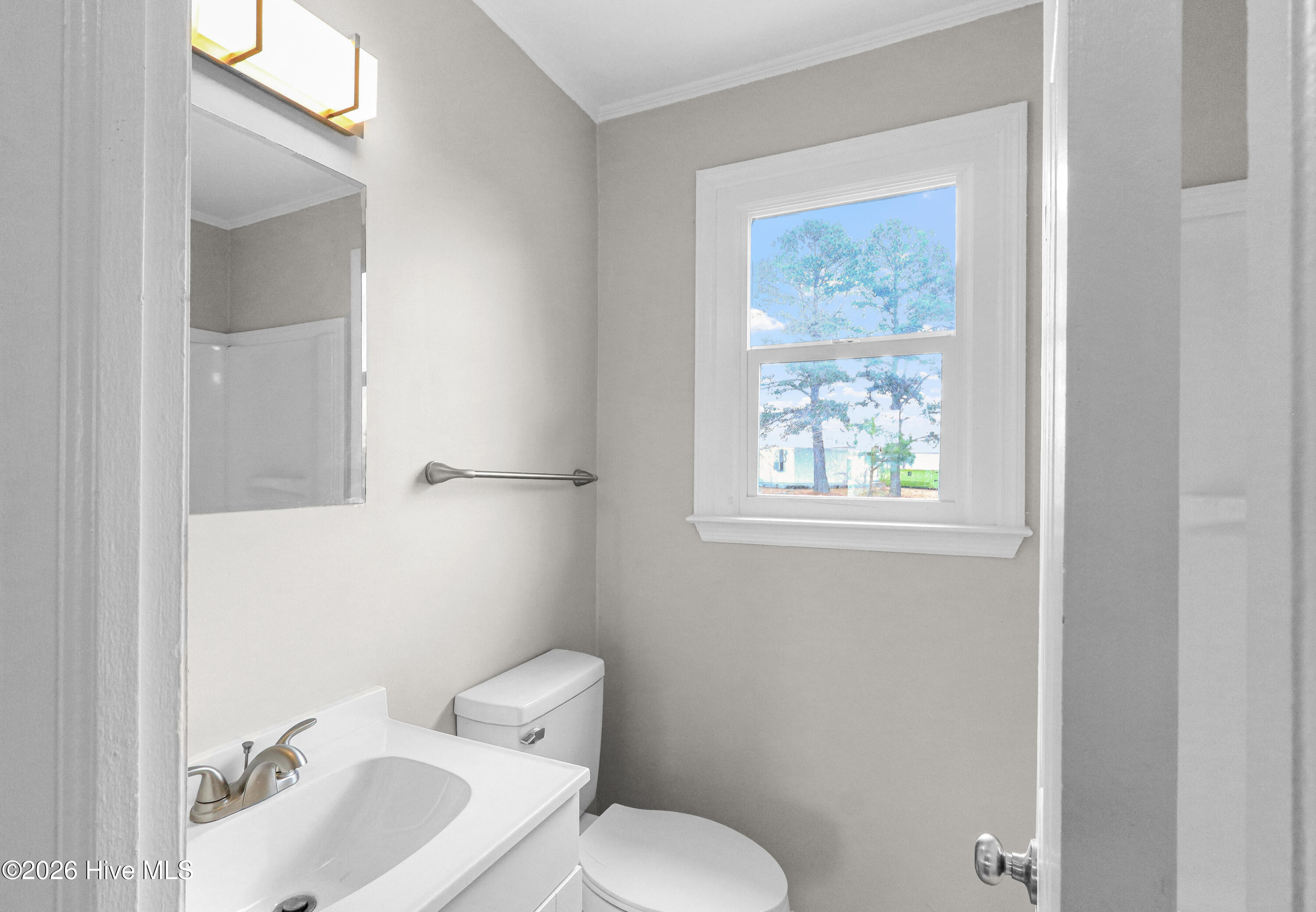 100558793 | Photo 35