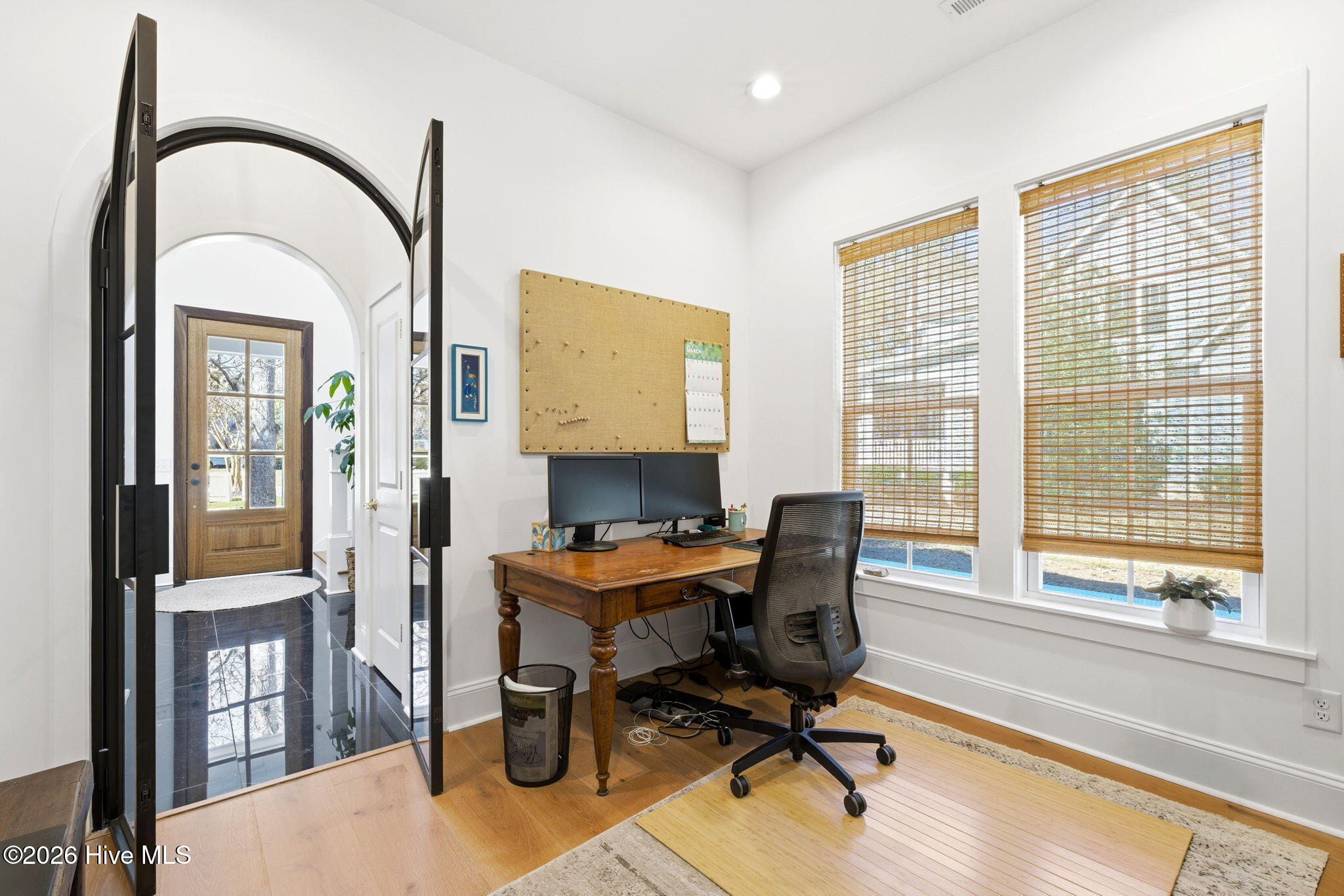 100562076 | Photo 20