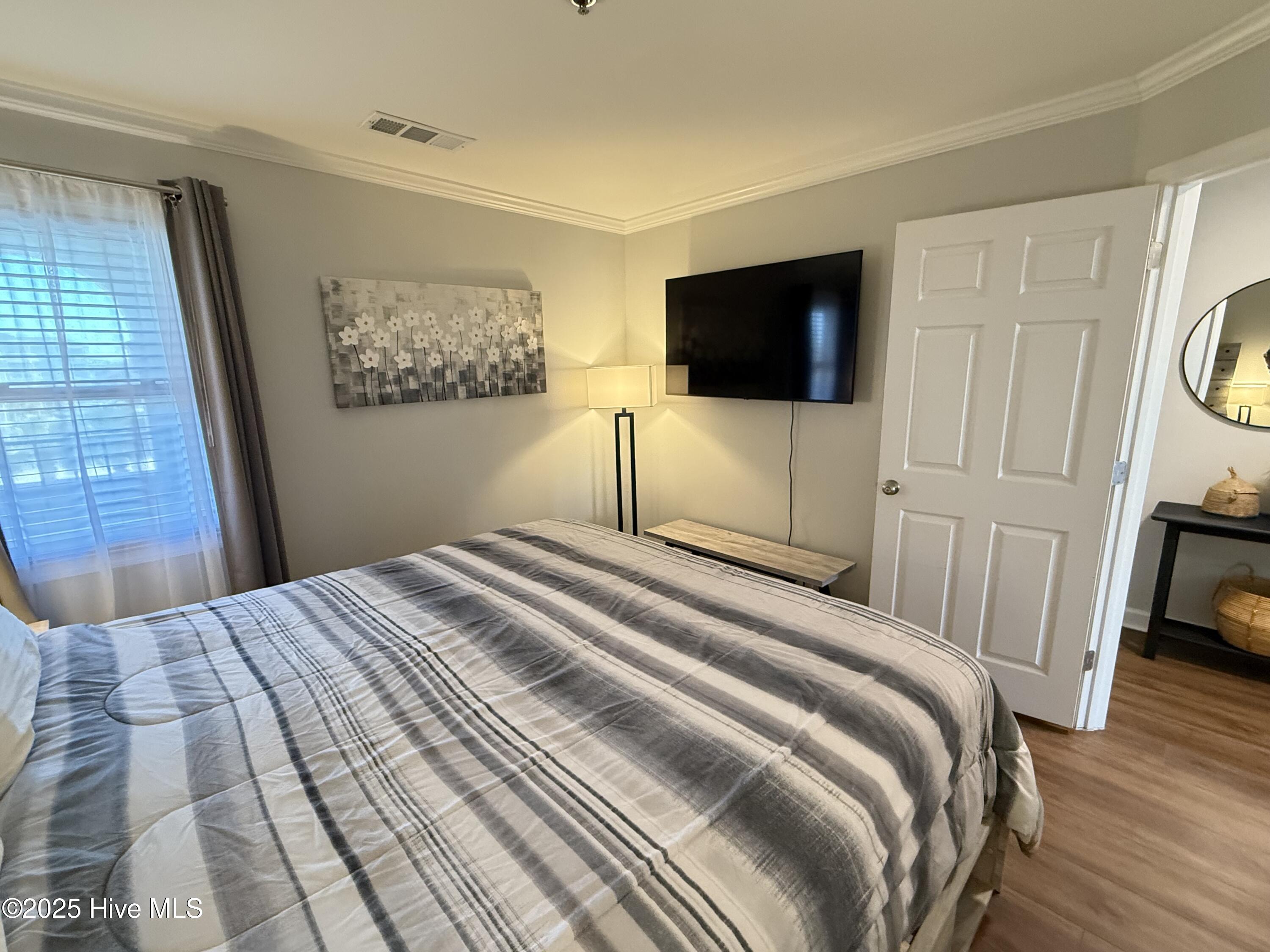 100495942 | Photo 13