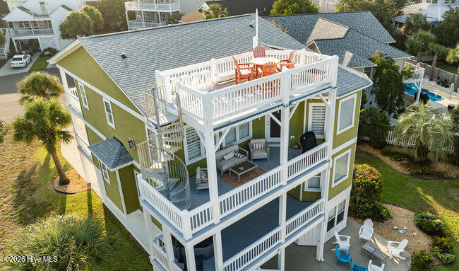 100552893 | Photo 70