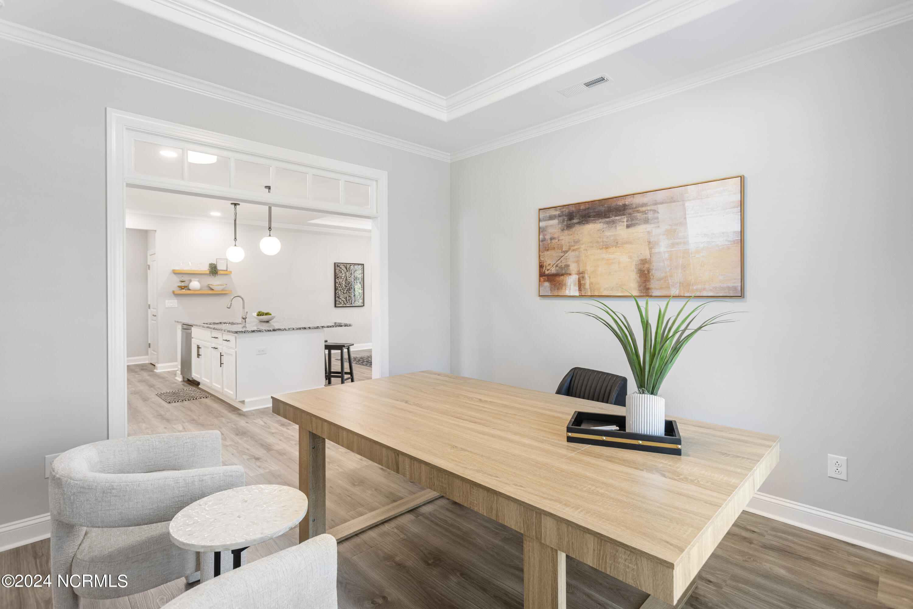 100568554 | Photo 31