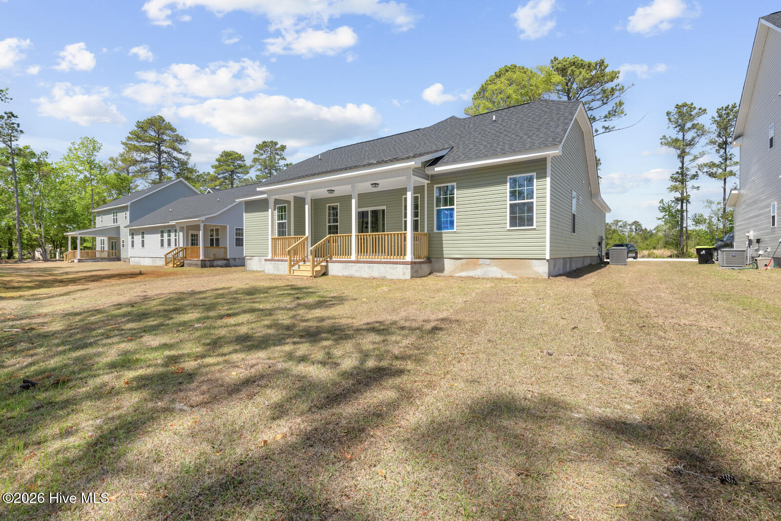 100553181 | Photo 32