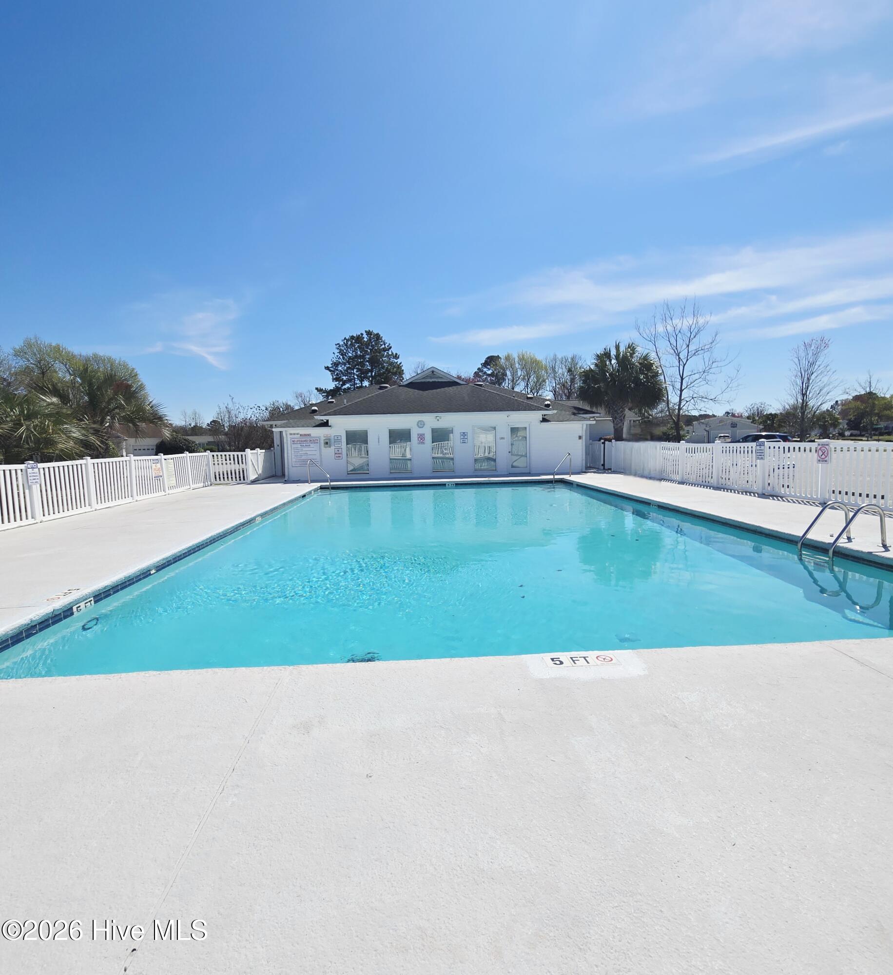 100559246 | Photo 26