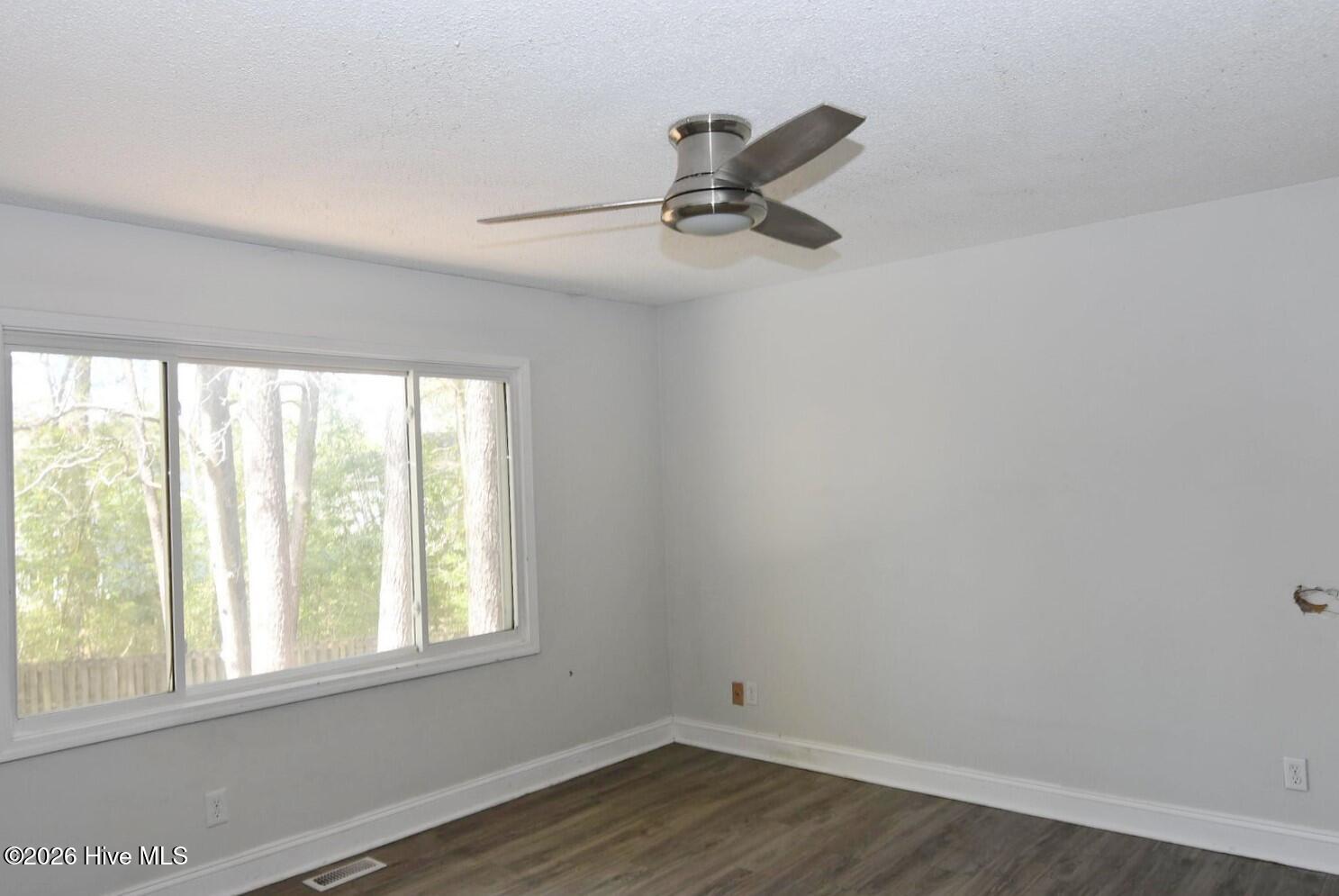 104 Brenton Place, Jacksonville, NC 28540 – photo 5: Bedroom 3