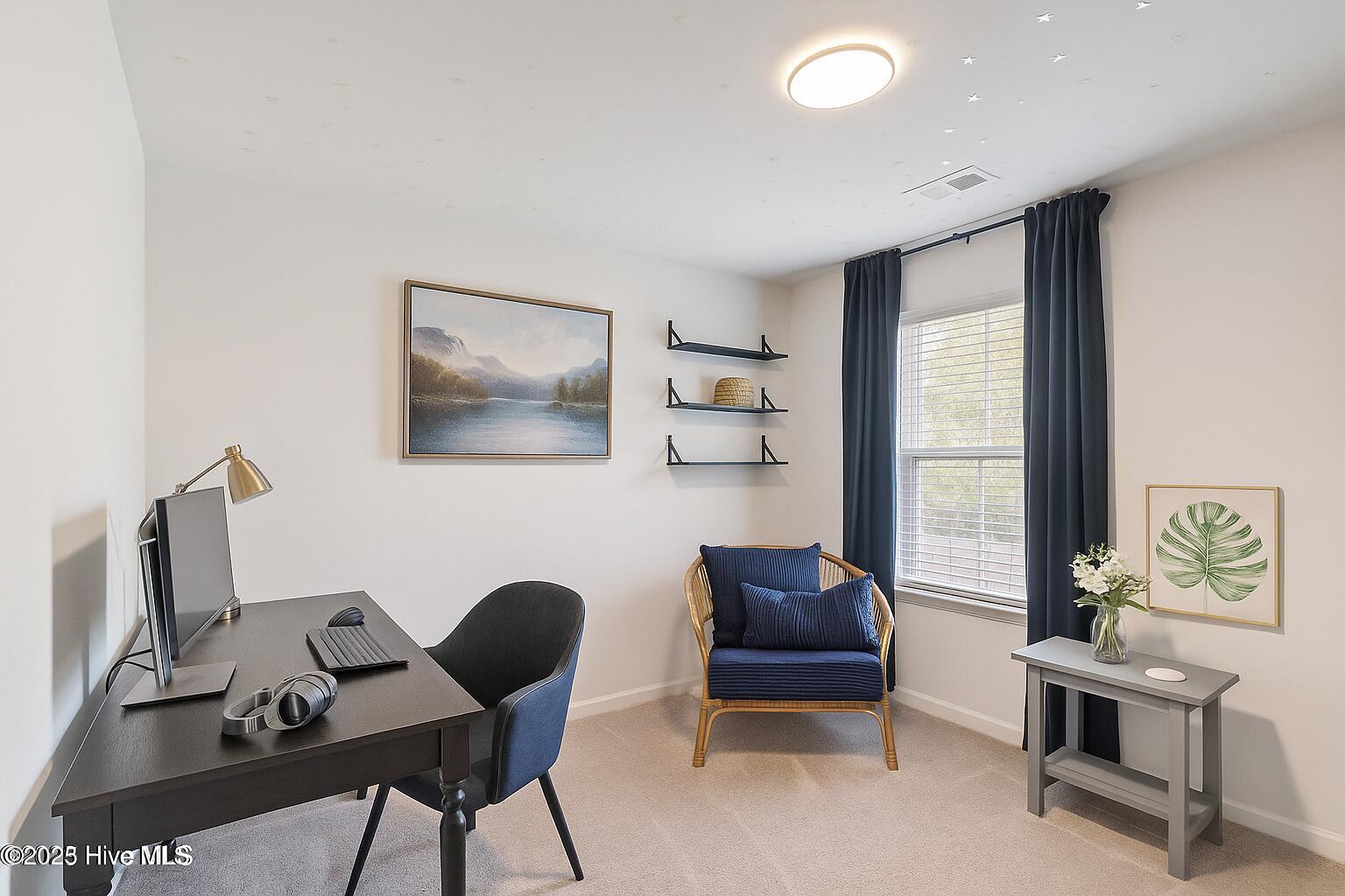 100540789 | Photo 50