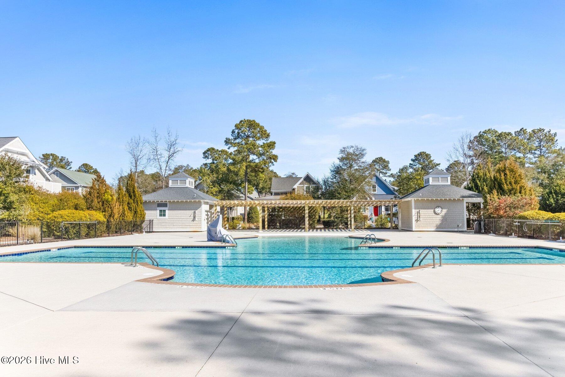 100553656 | Photo 45