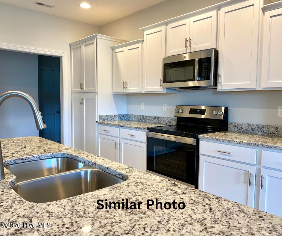 100550019 | Photo 11