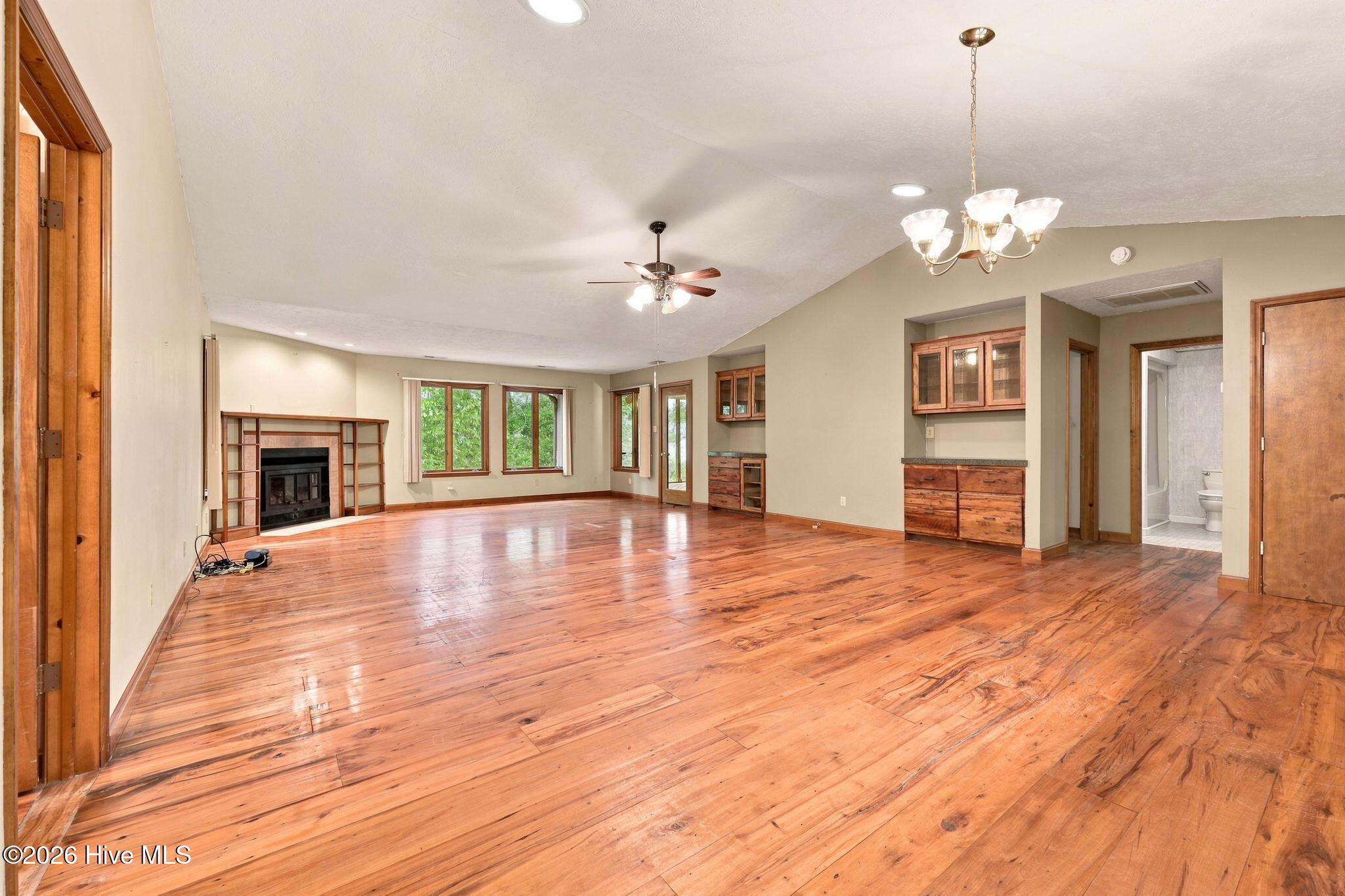 6001 Mainsail Point Road,Oriental