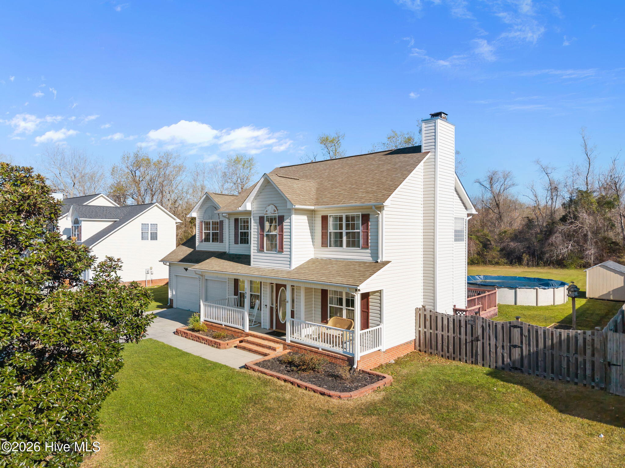 100561943 | Photo 41