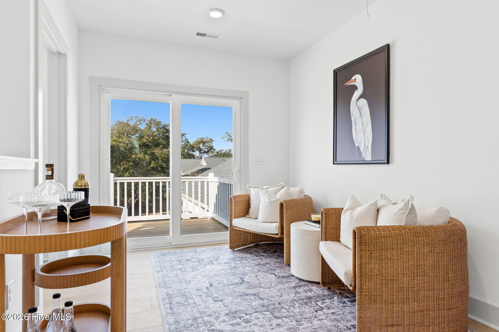 100541955 | Photo 24