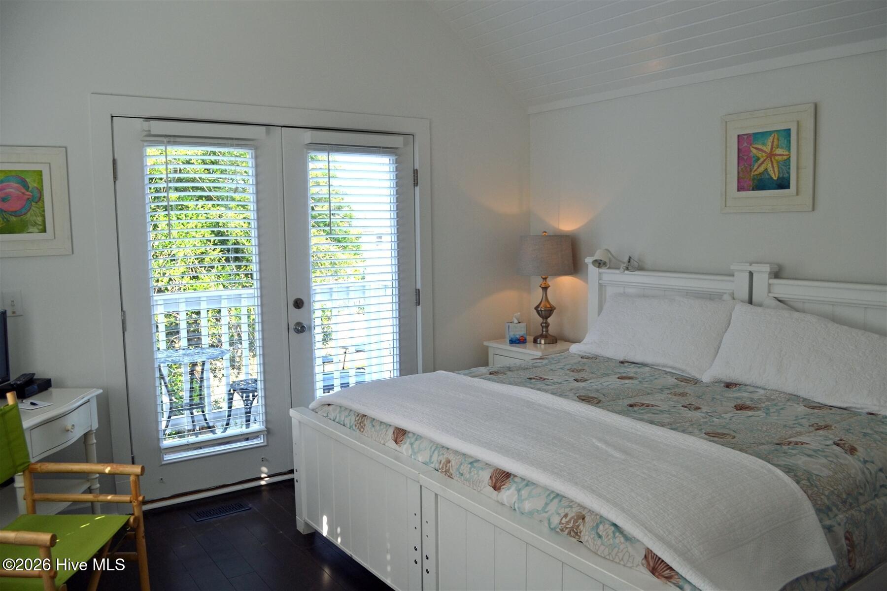 100559569 | Photo 37