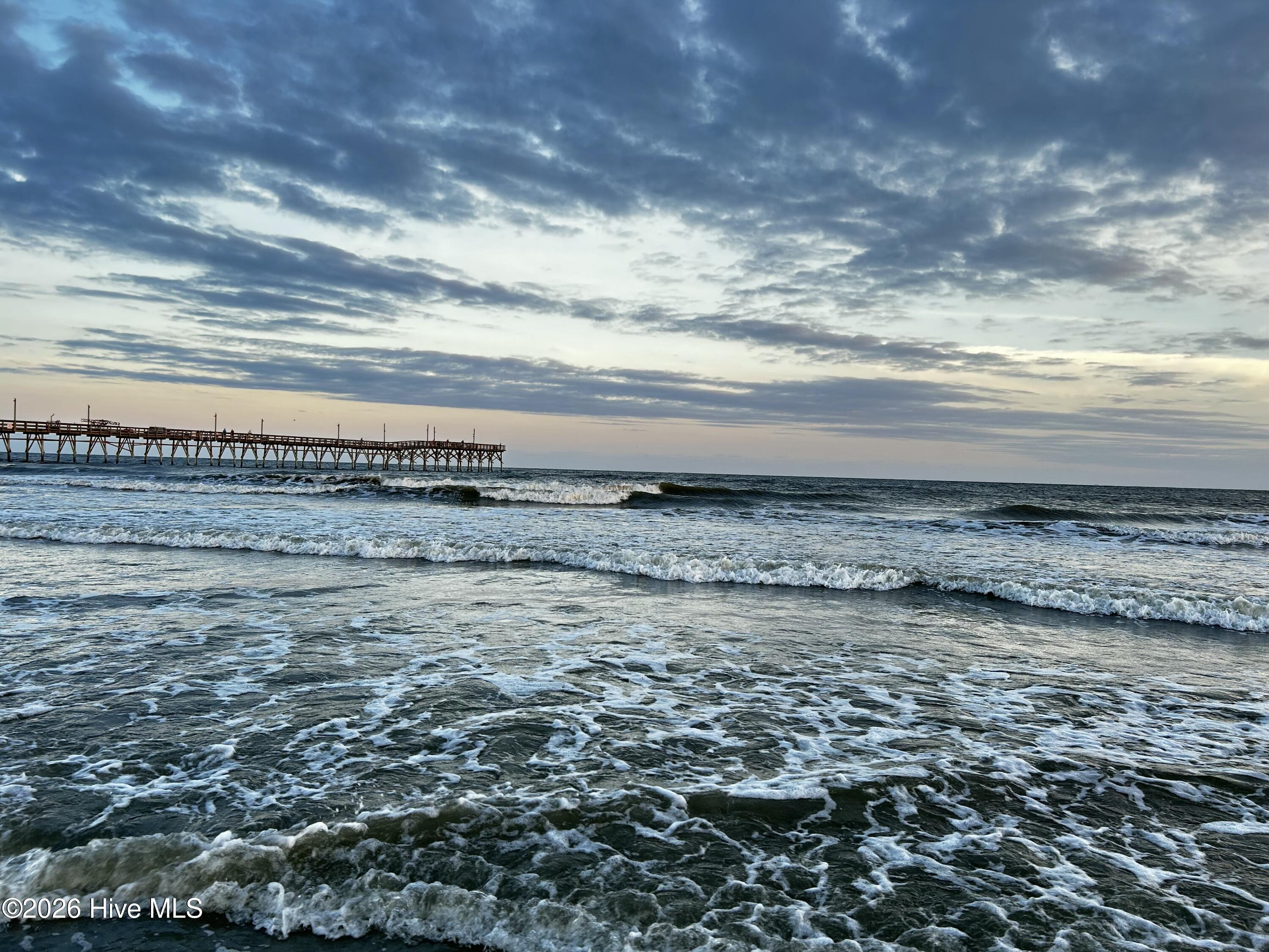 100570060 | Photo 22