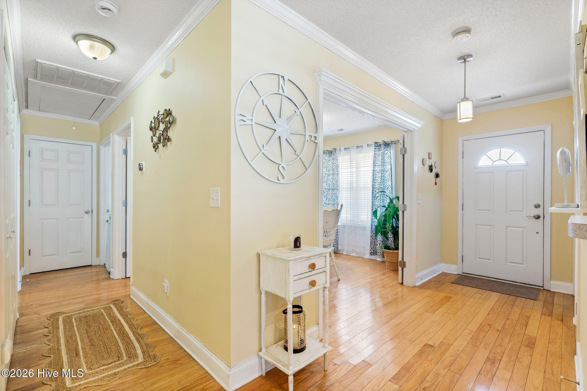 100554747 | Photo 46