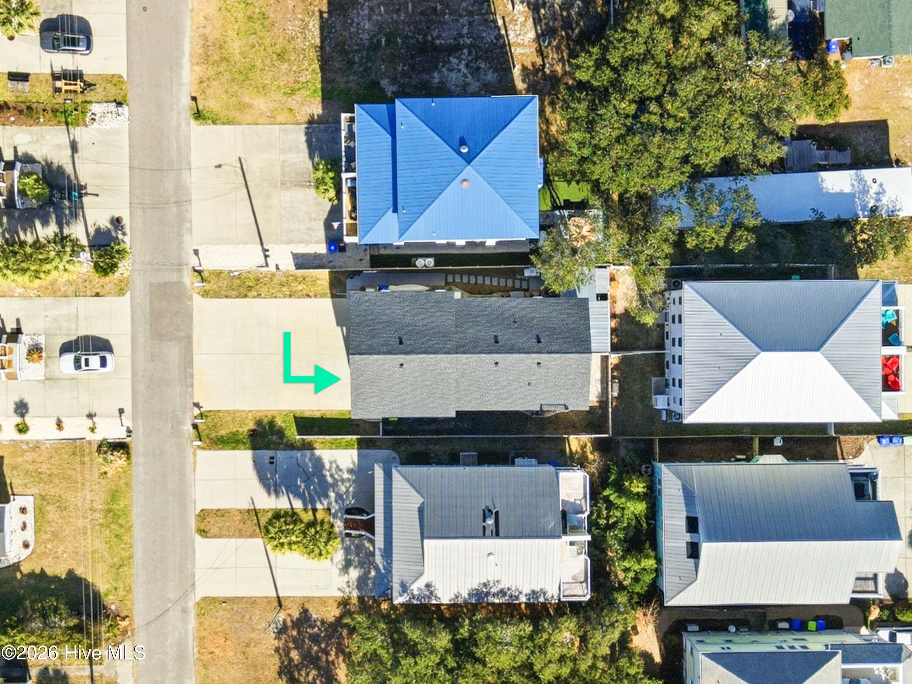 100551321 | Photo 34