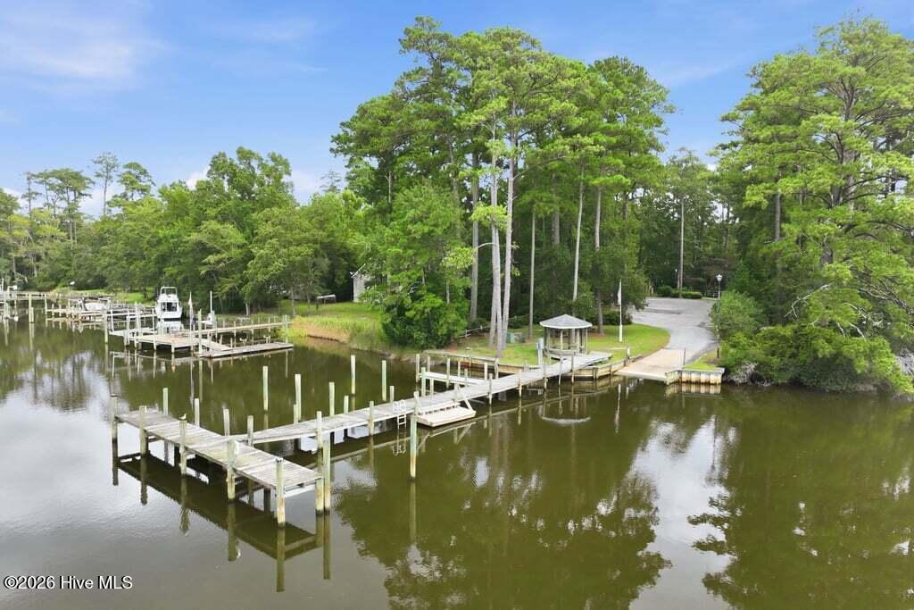 102 Cummins Creek Road,Beaufort