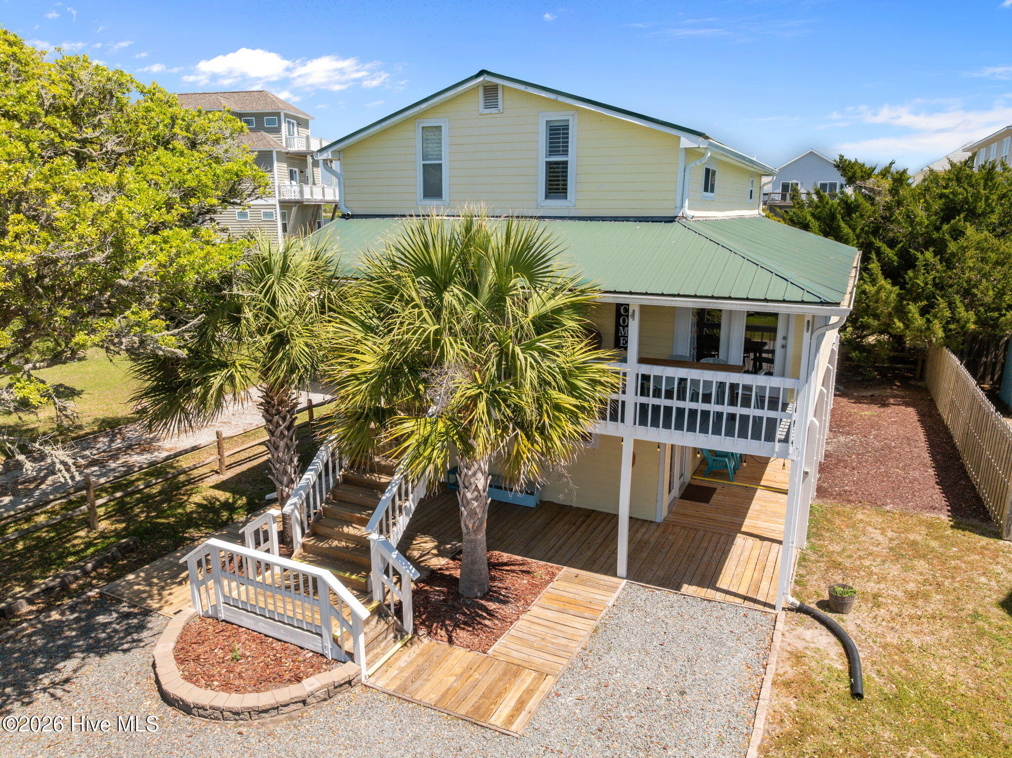 100569093 | Photo 10