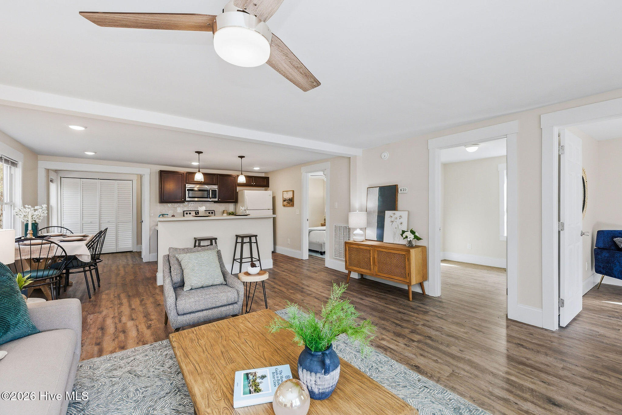 100555129 | Photo 19