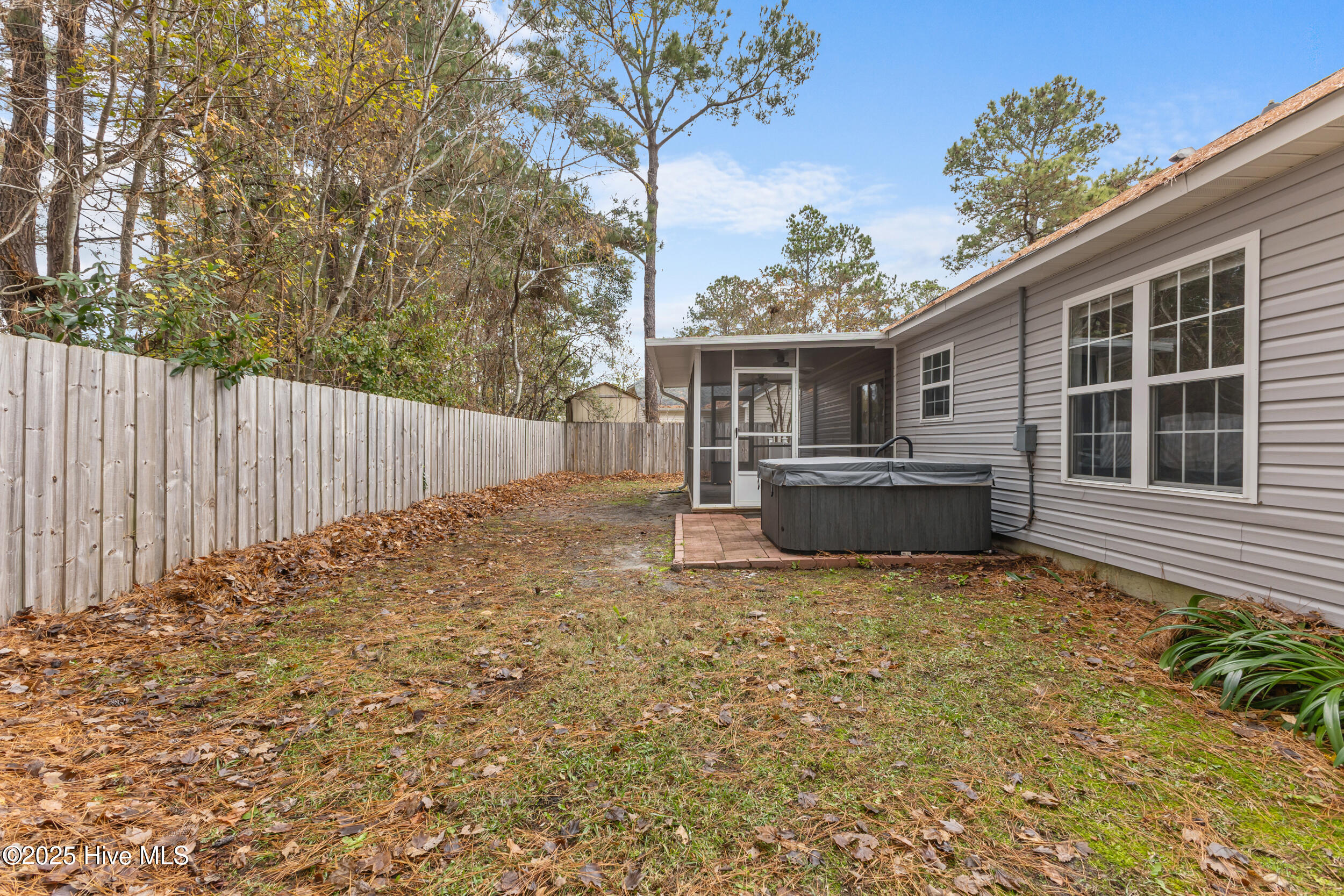 100545656 | Photo 18