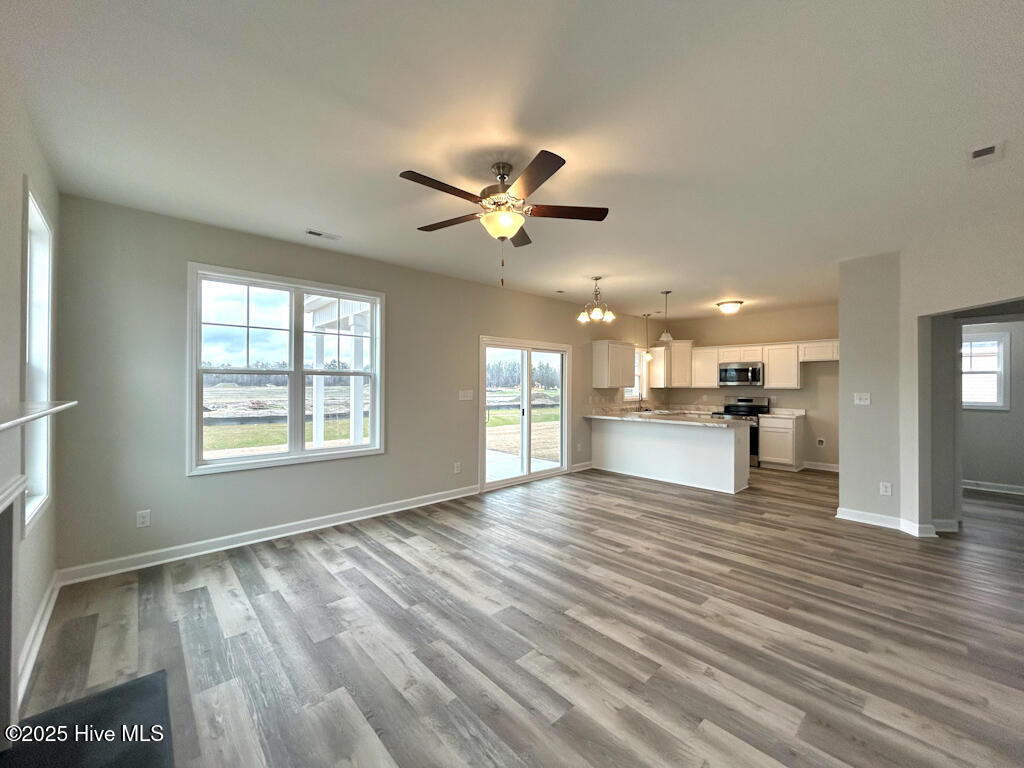 100522239 | Photo 15