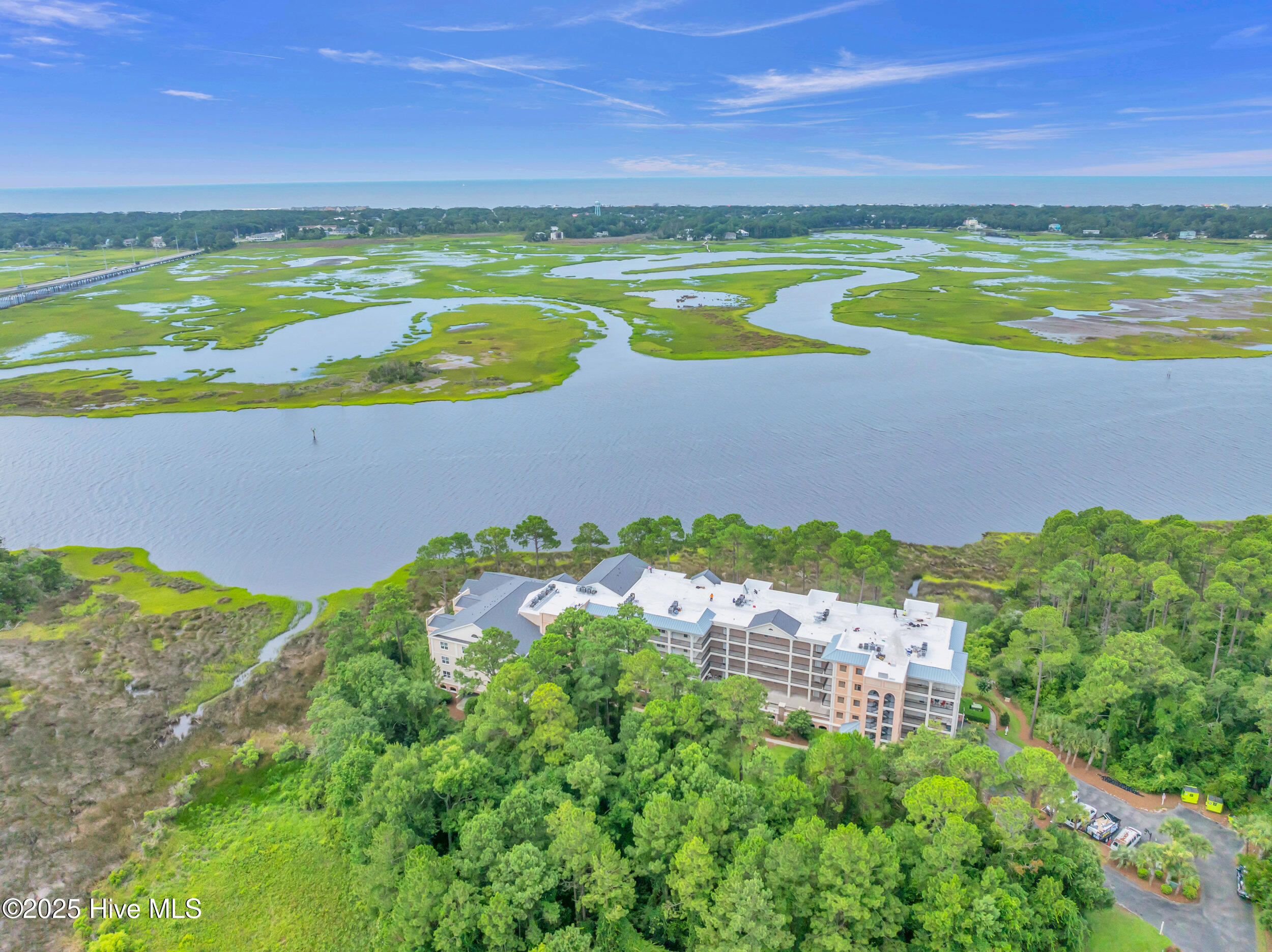 100519545 | Photo 47