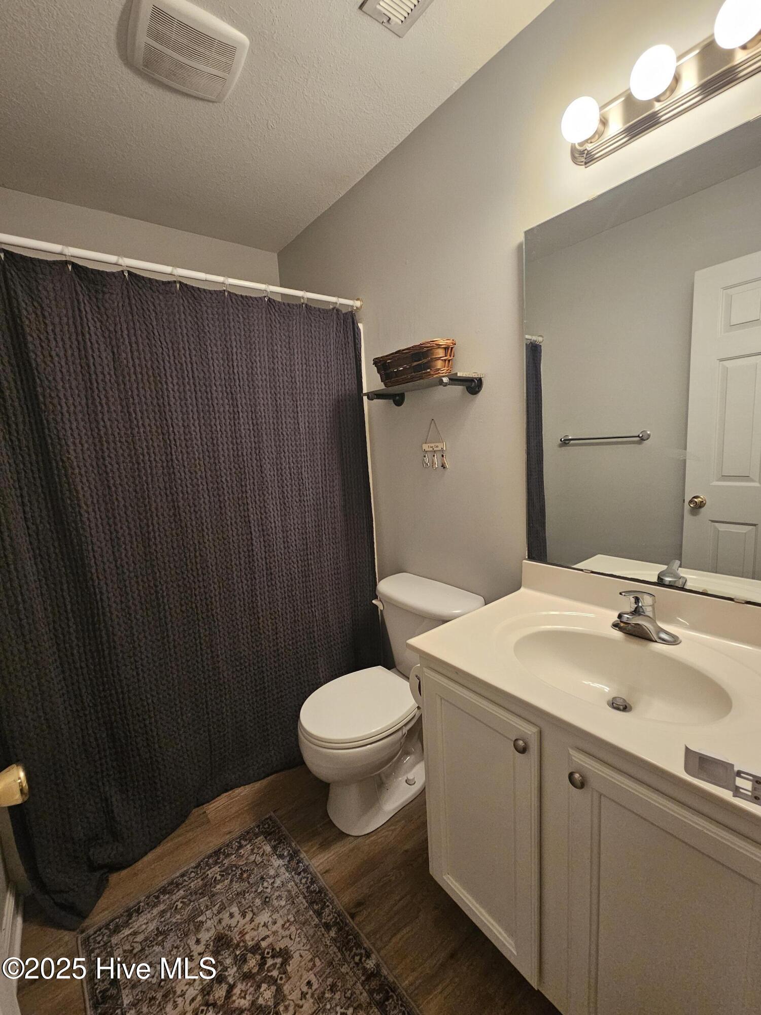 100544816 | Photo 17