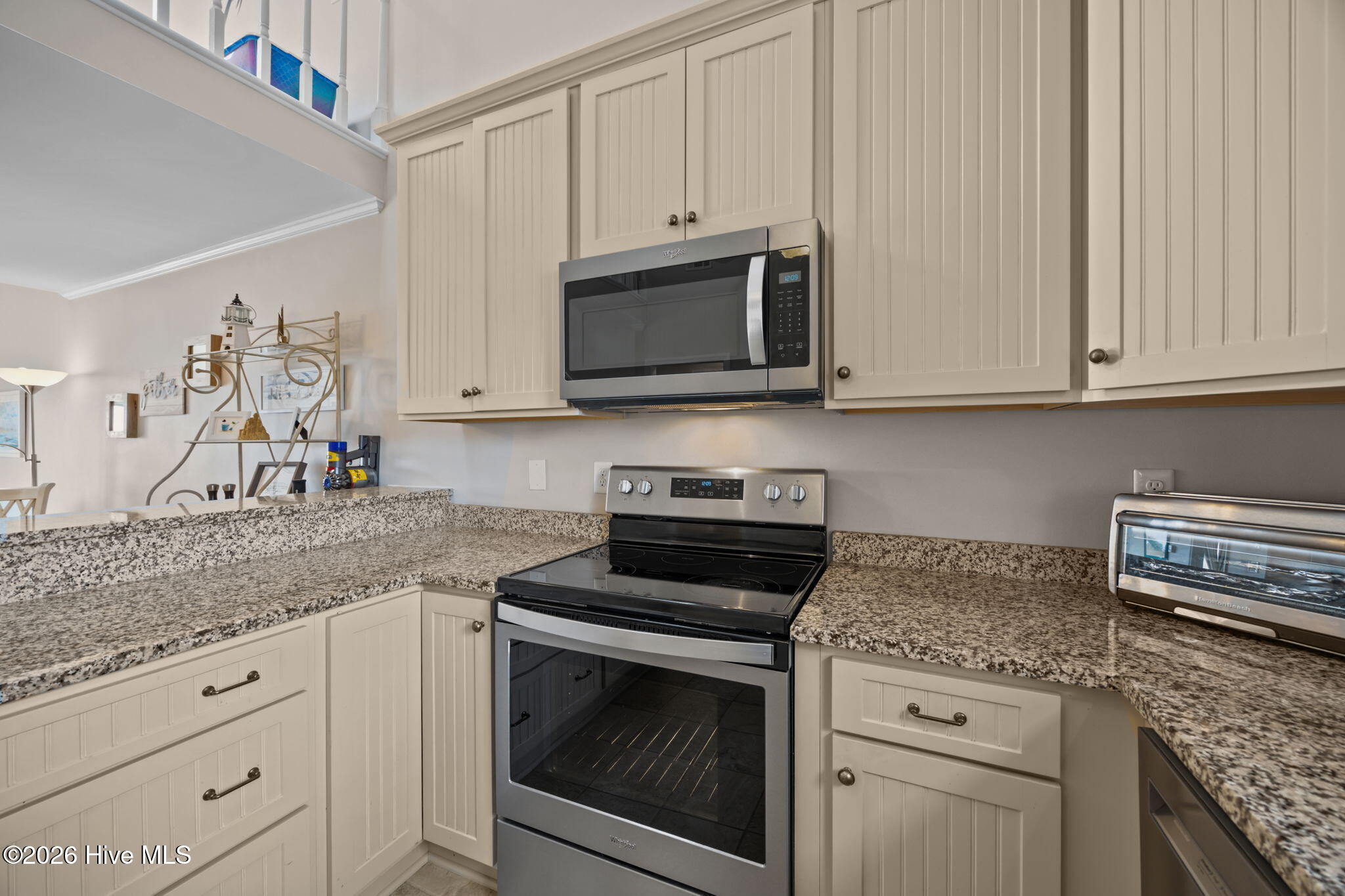 100555604 | Photo 21