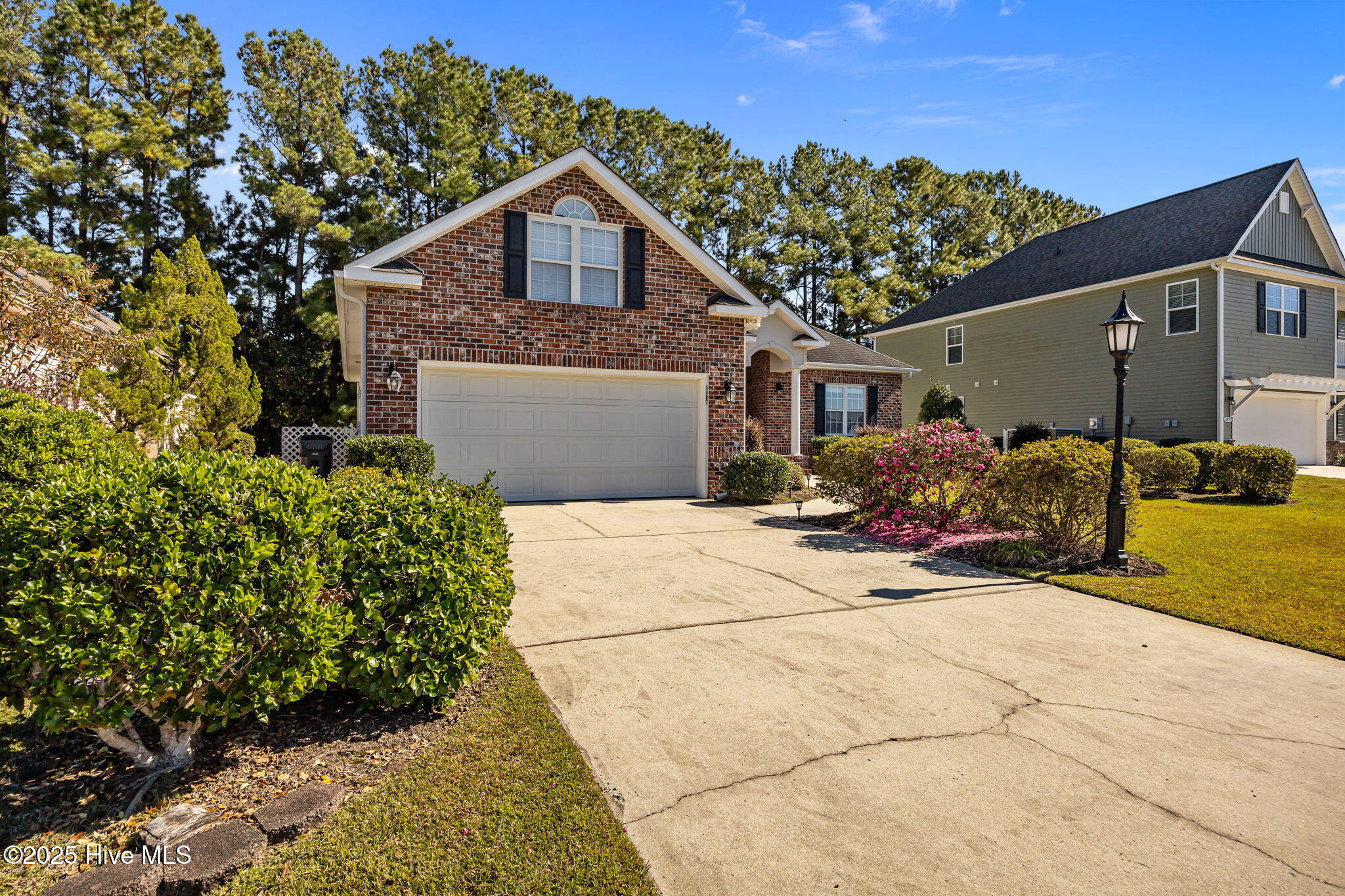 100539449 | Photo 36