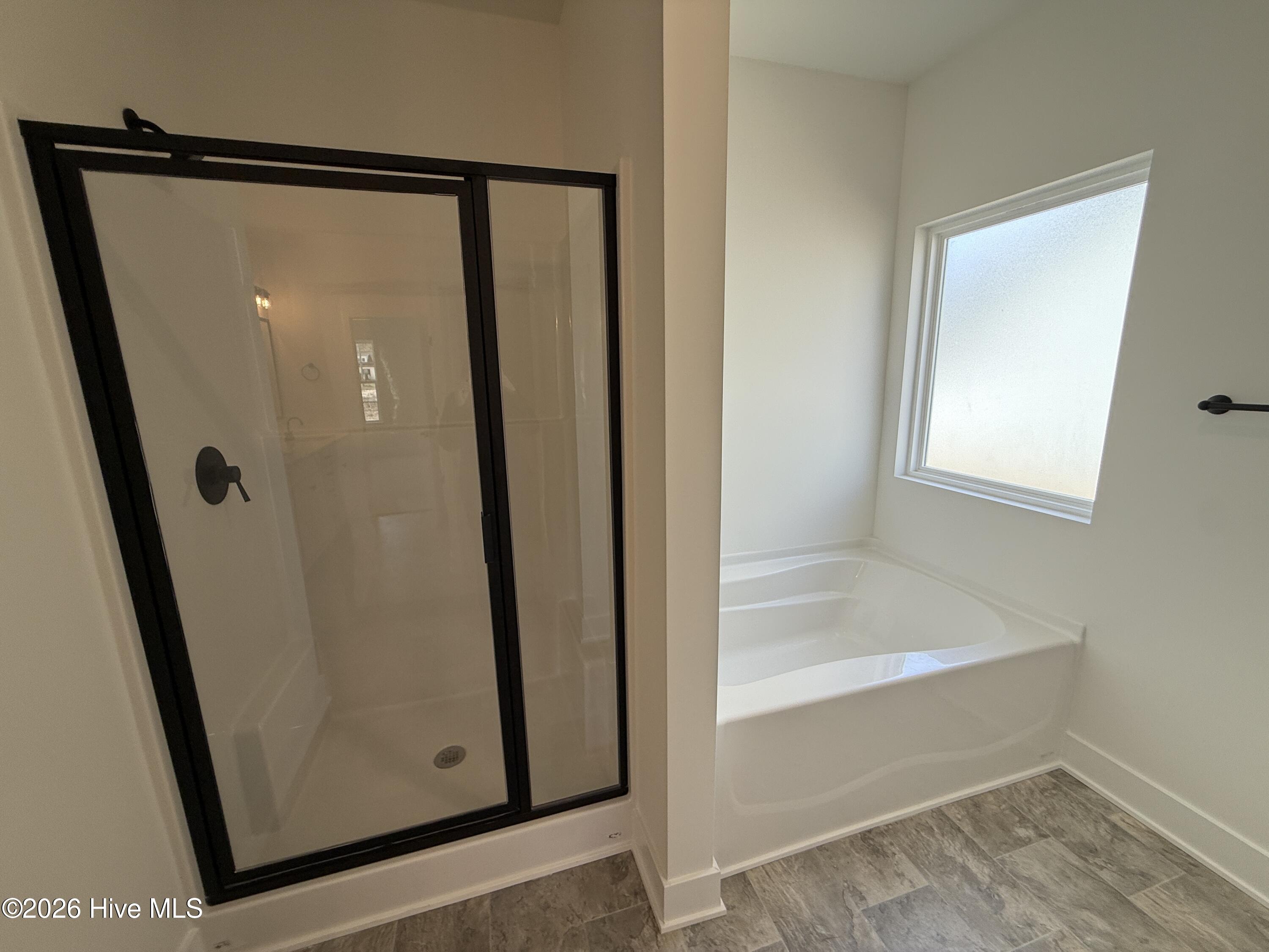 100551152 | Photo 38