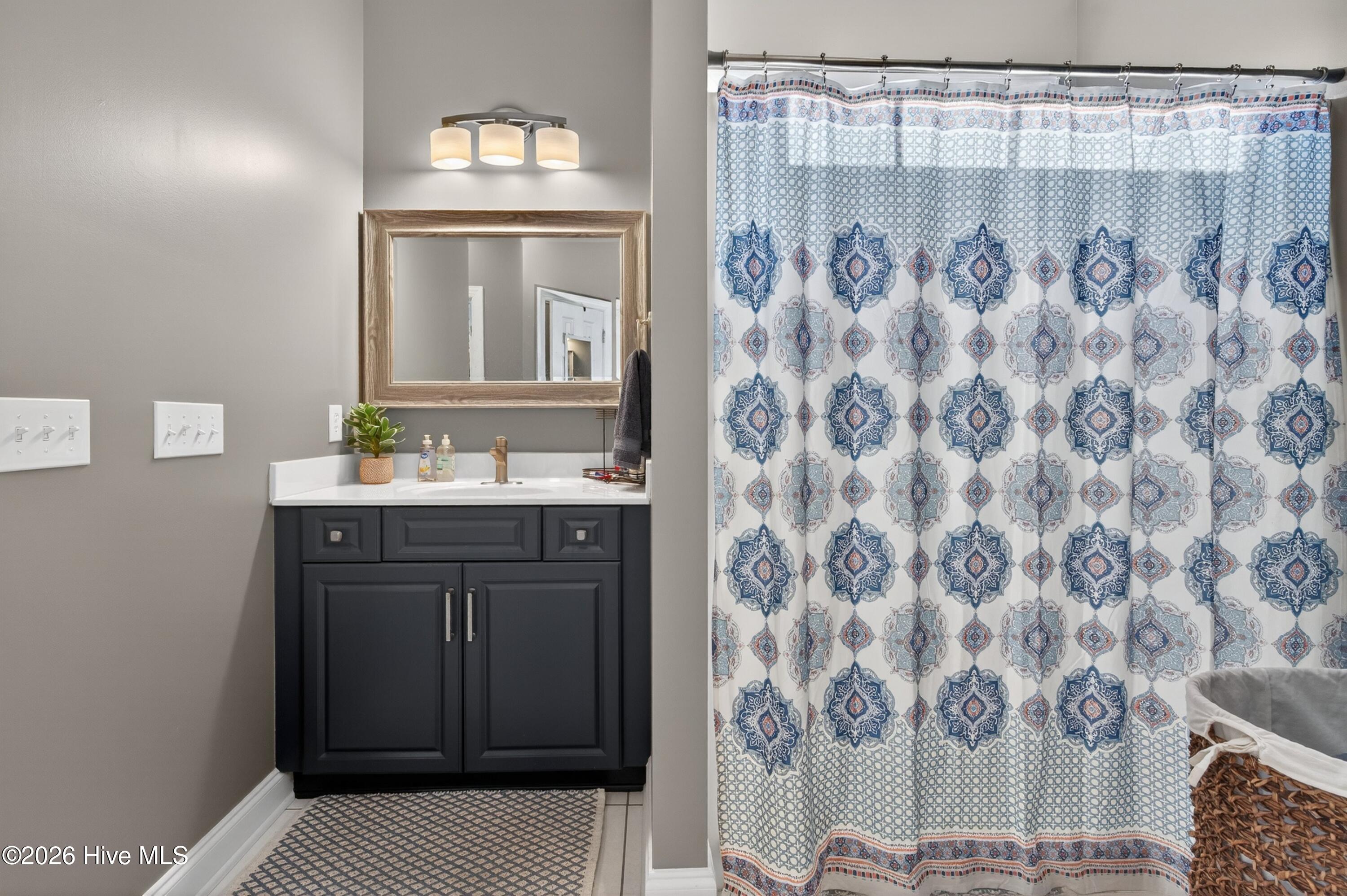 100567726 | Photo 12