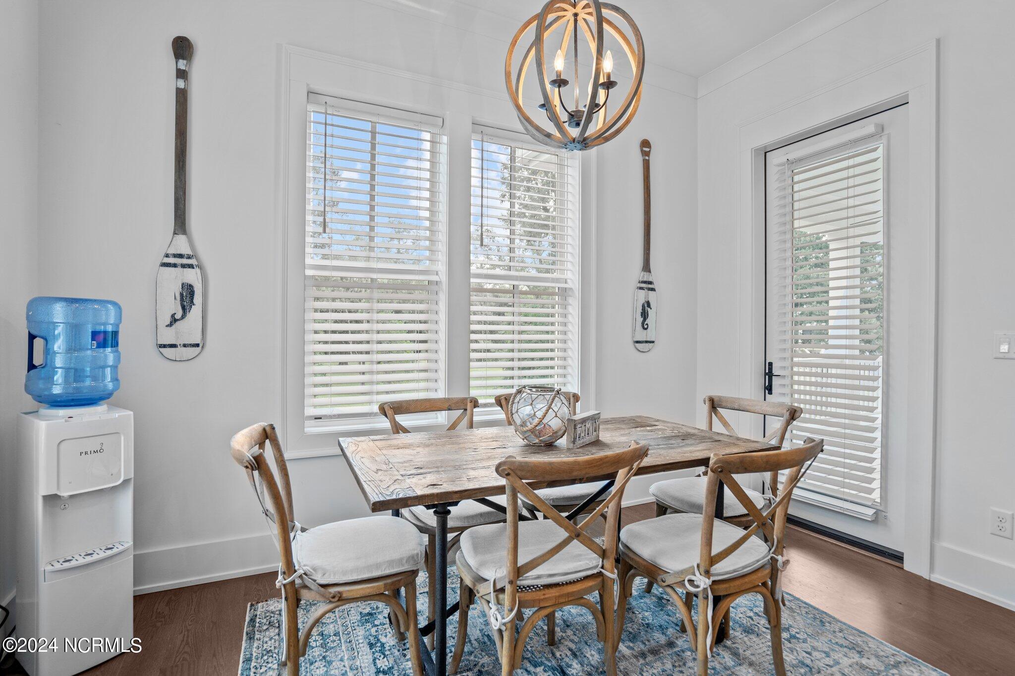 100556324 | Photo 13