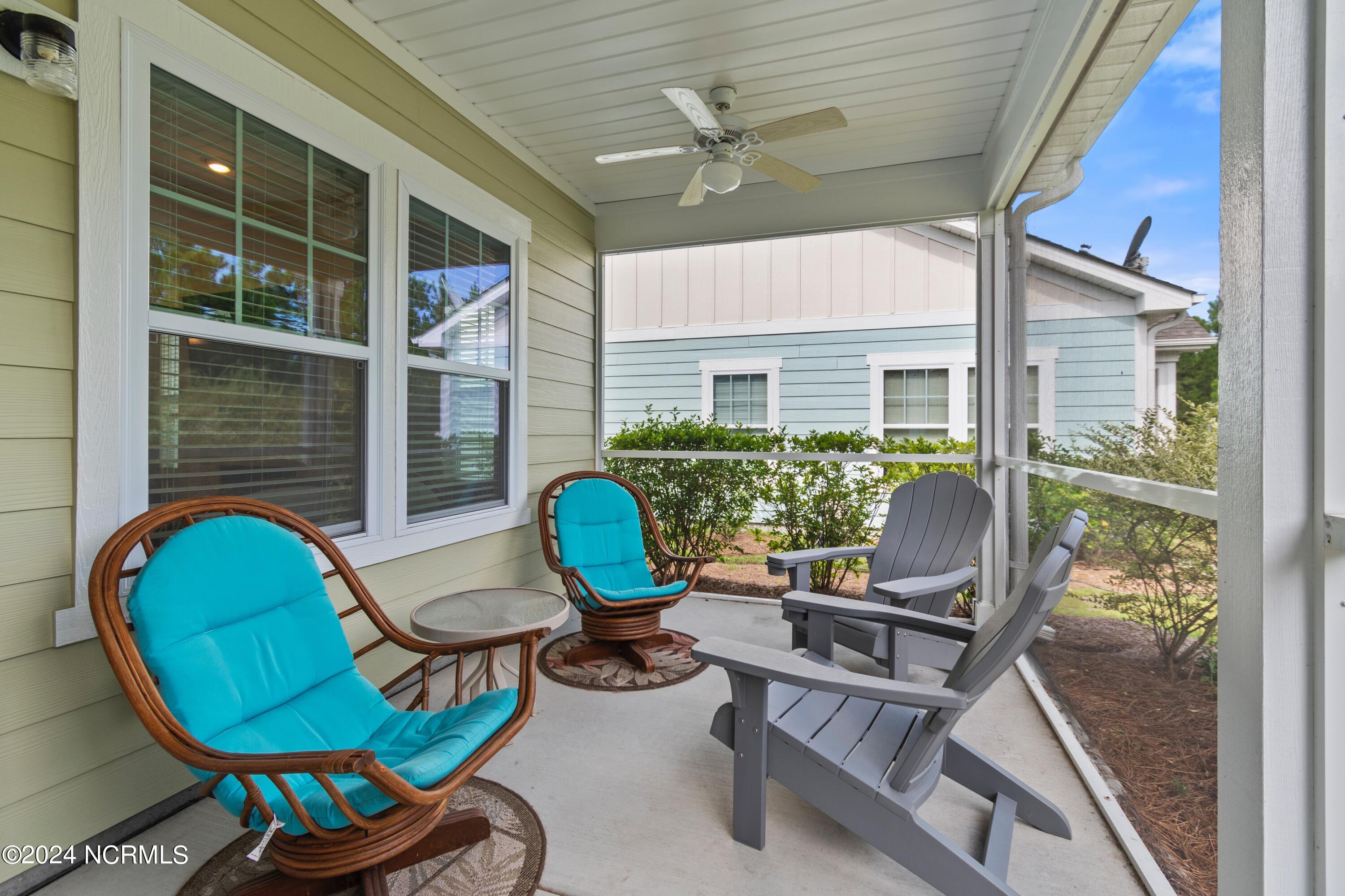 100568294 | Photo 21