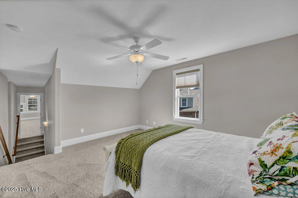 100539818 | Photo 32