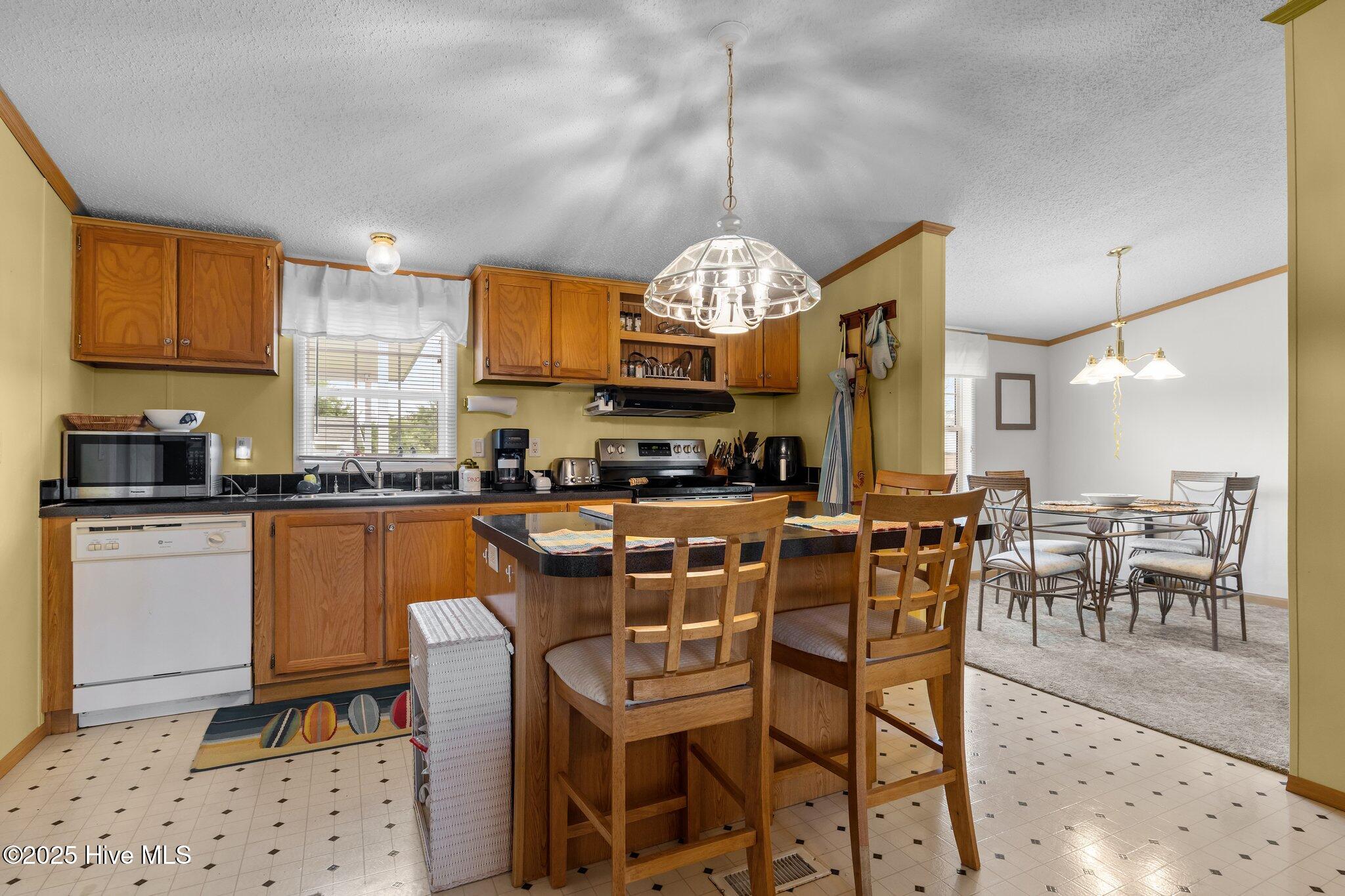 2976 Cedar Island Road,Cedar Island