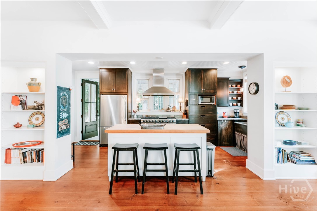 310 Price Avenue