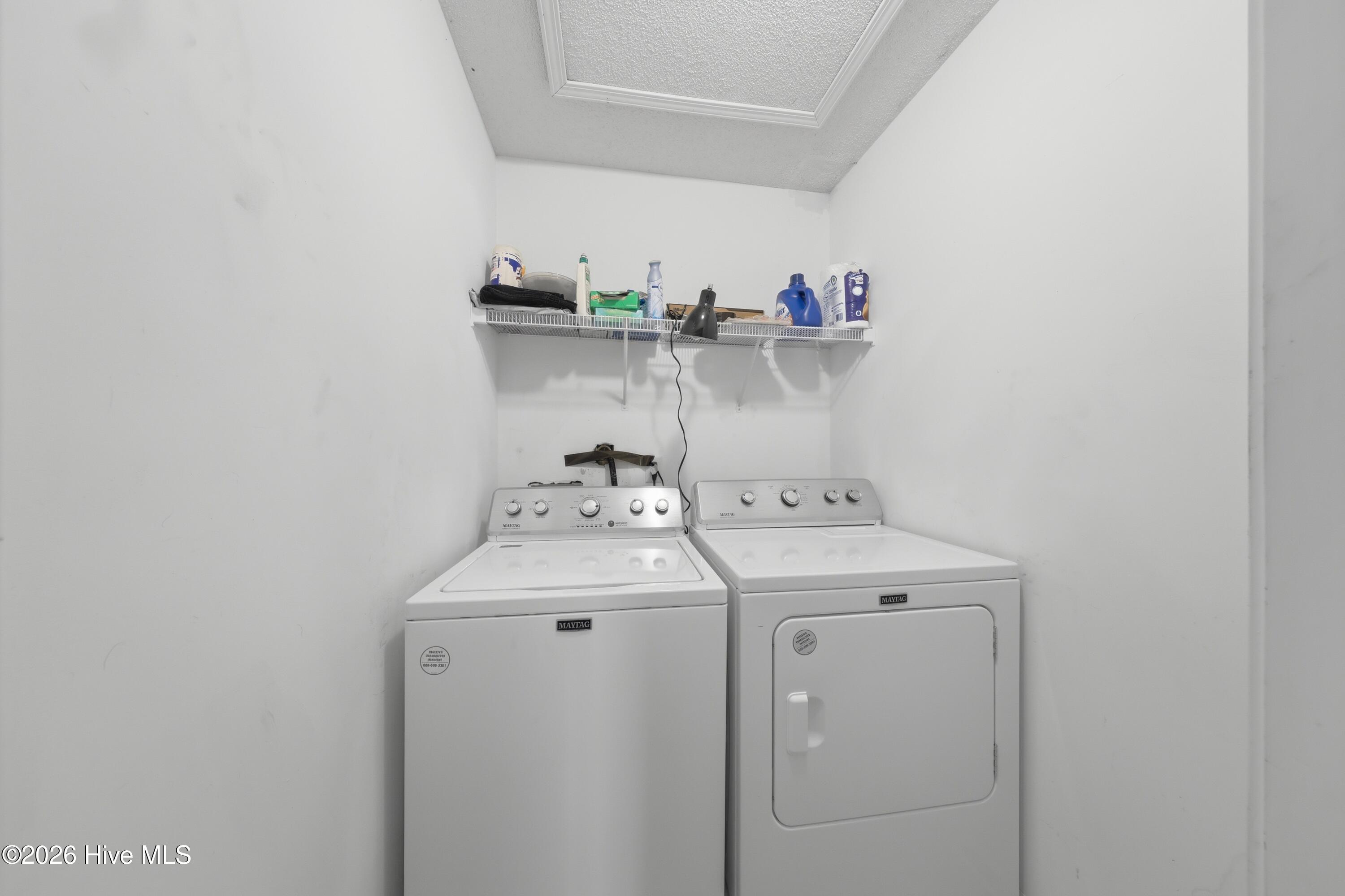 100562580 | Photo 17