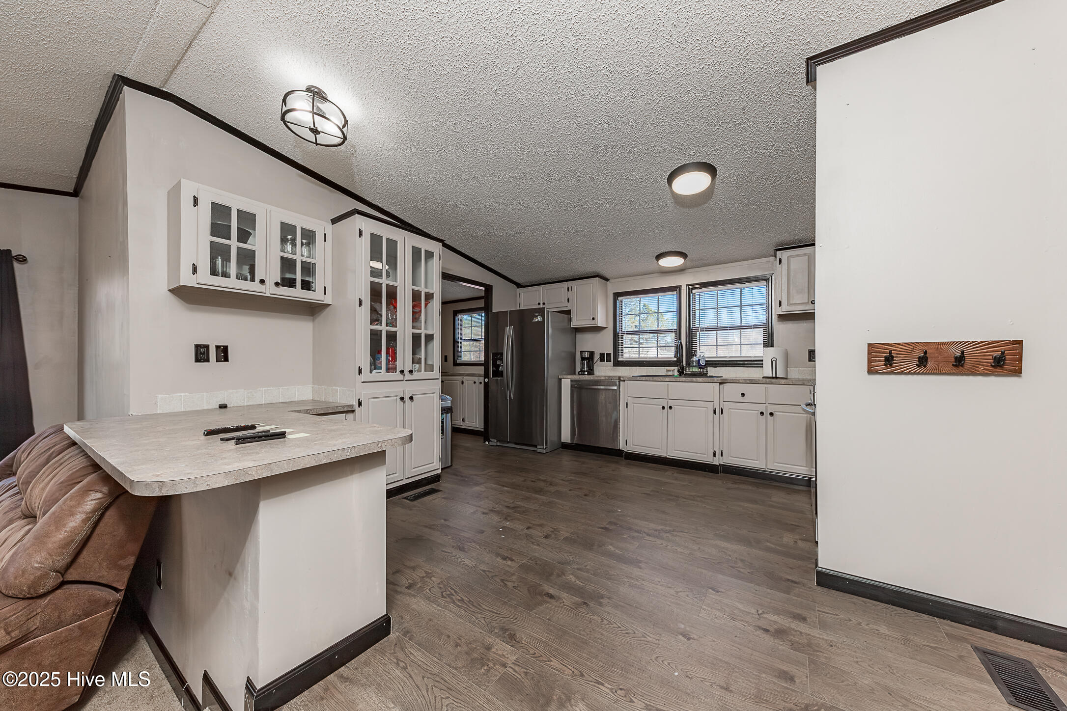 100546784 | Photo 16