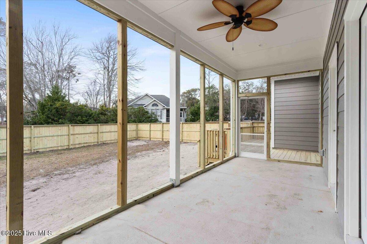 100525098 | Photo 39