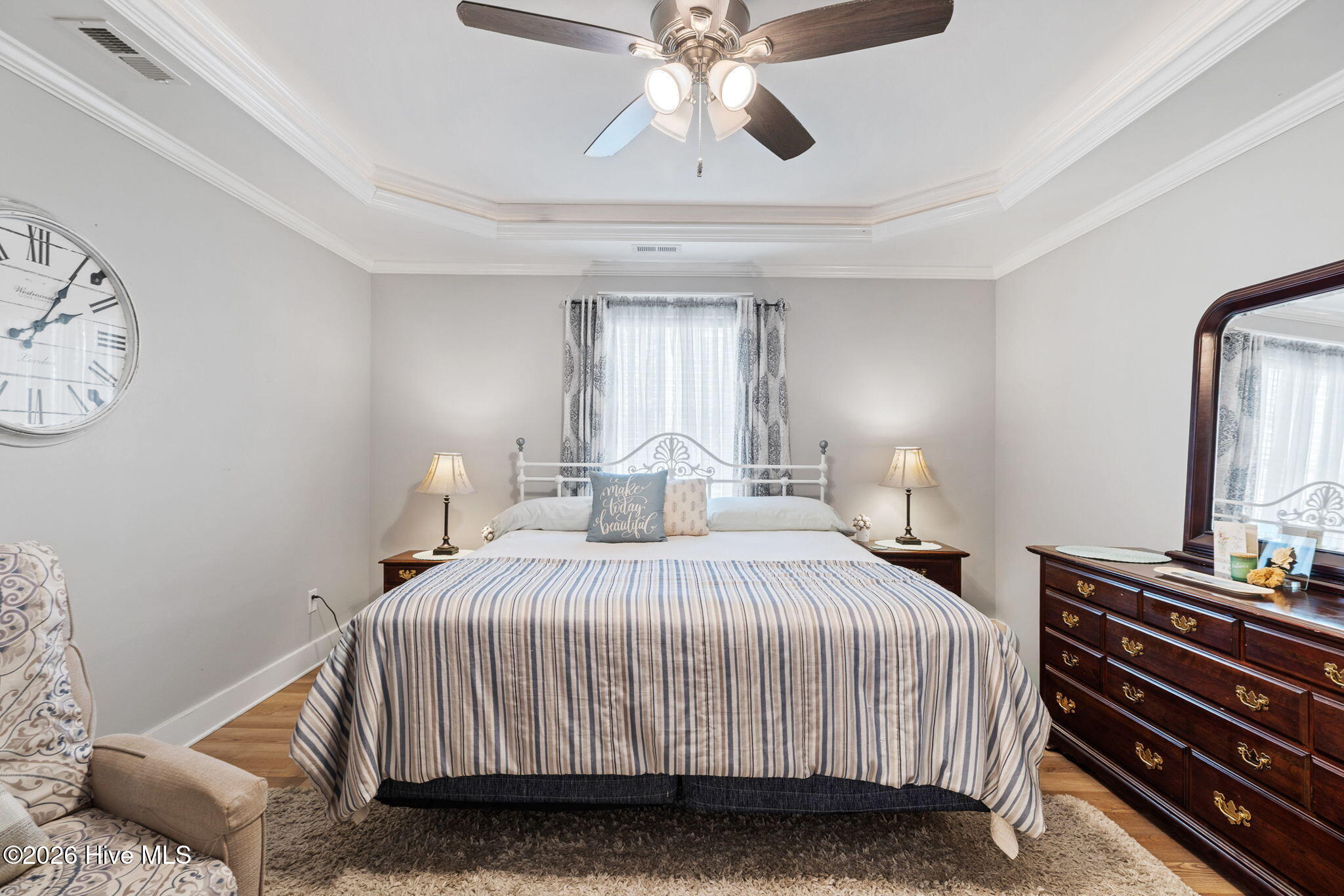 100562103 | Photo 20