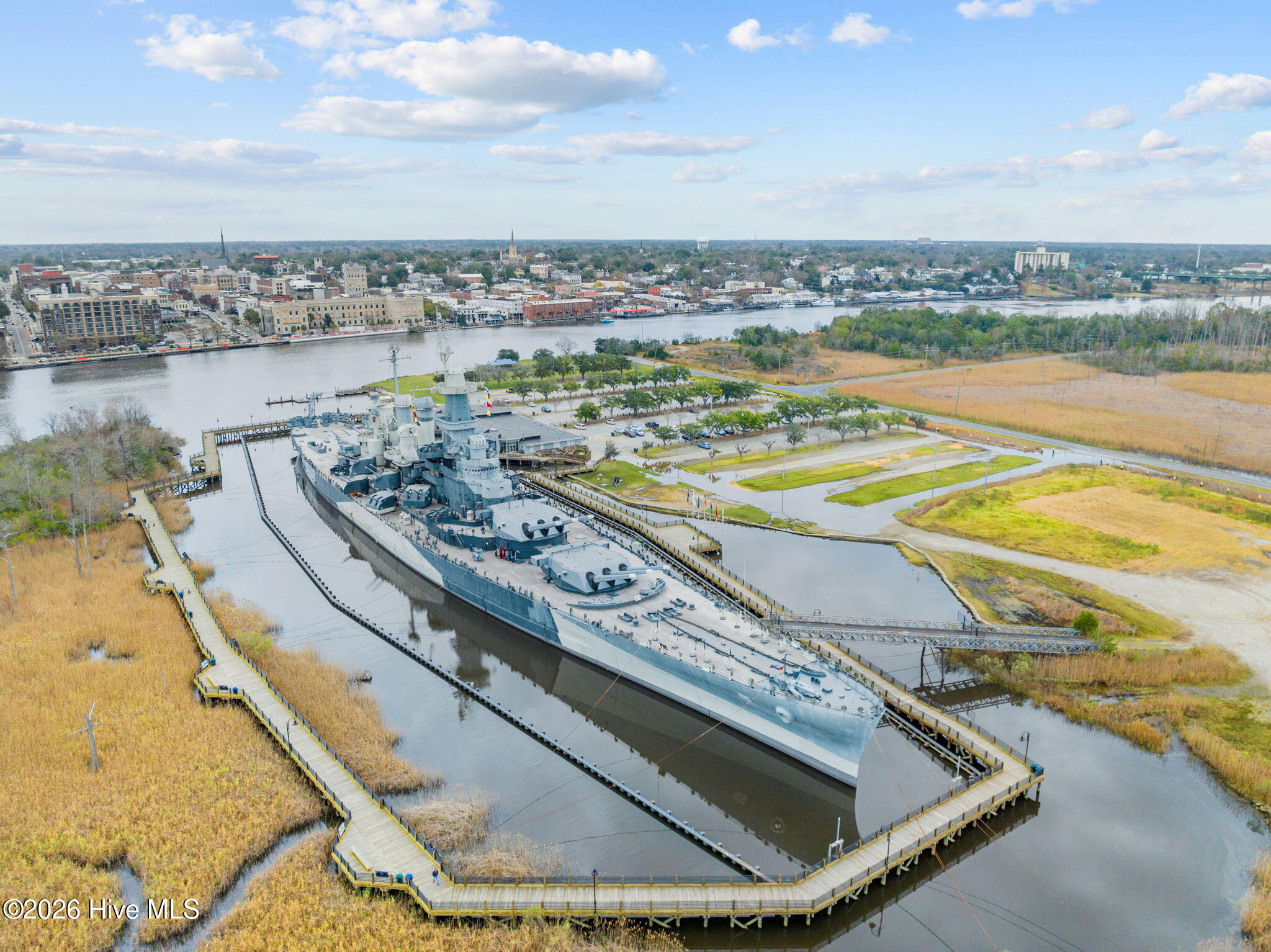 100565283 | Photo 74