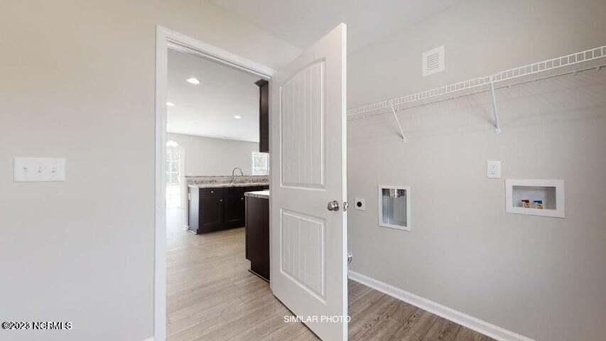 100518154 | Photo 37