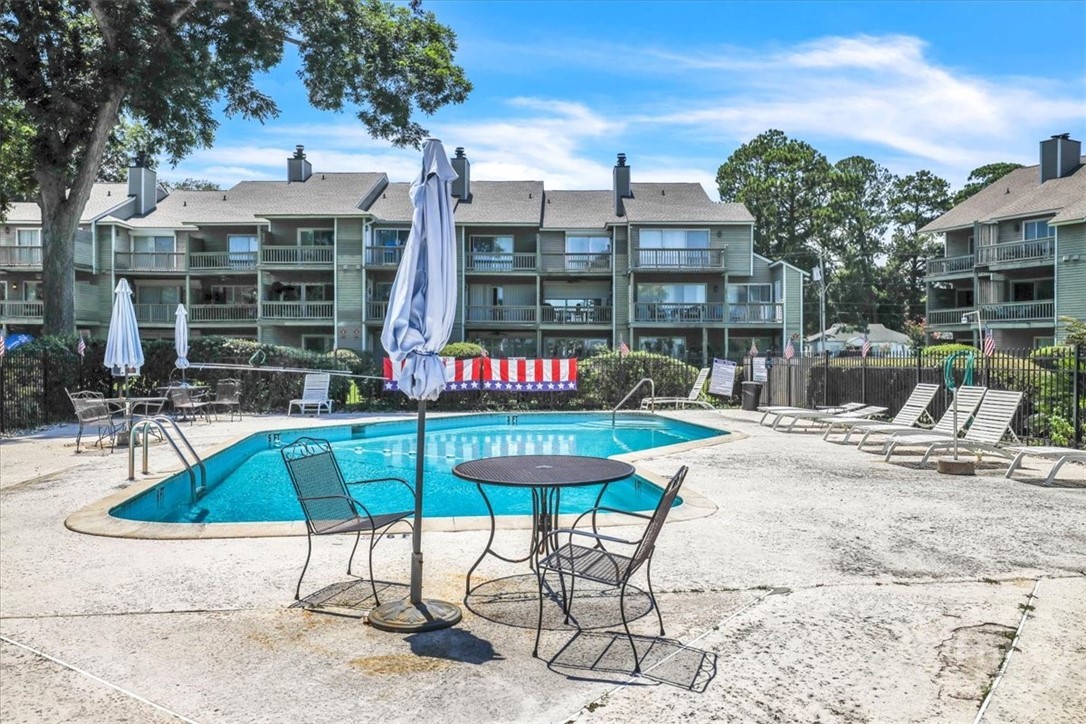 3005 River Drive UNIT 302, Savannah, GA, 31404