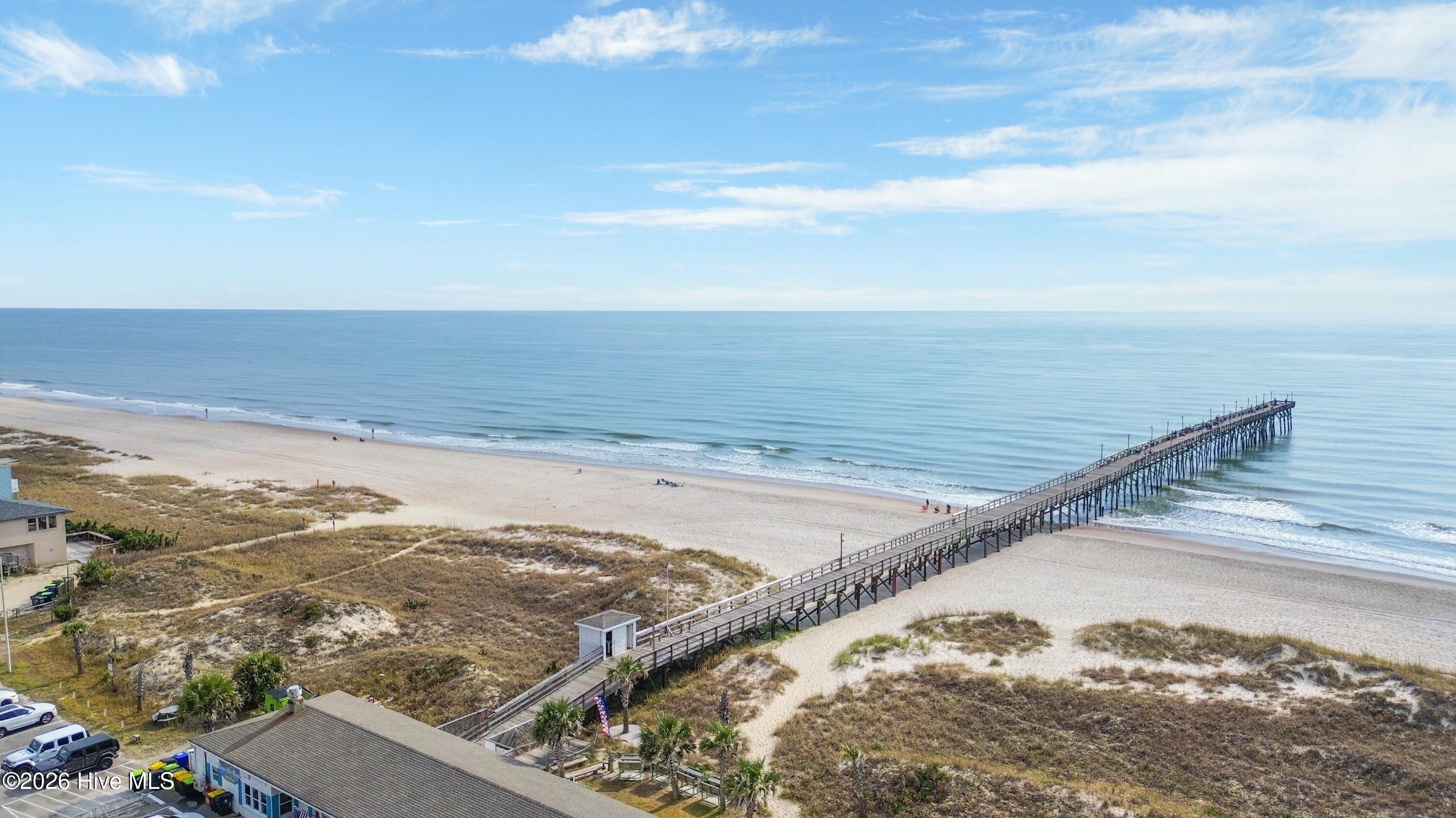 100553842 | Photo 38