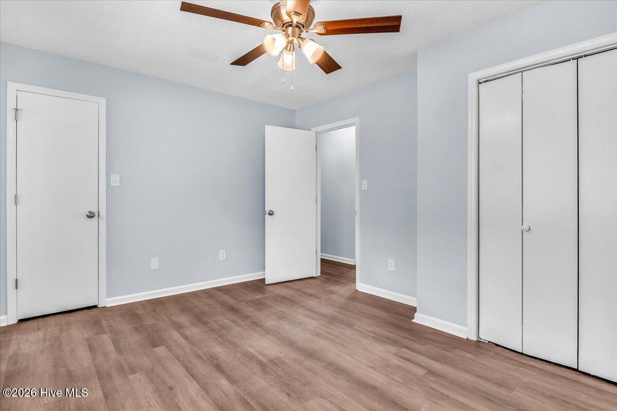 100566247 | Photo 33