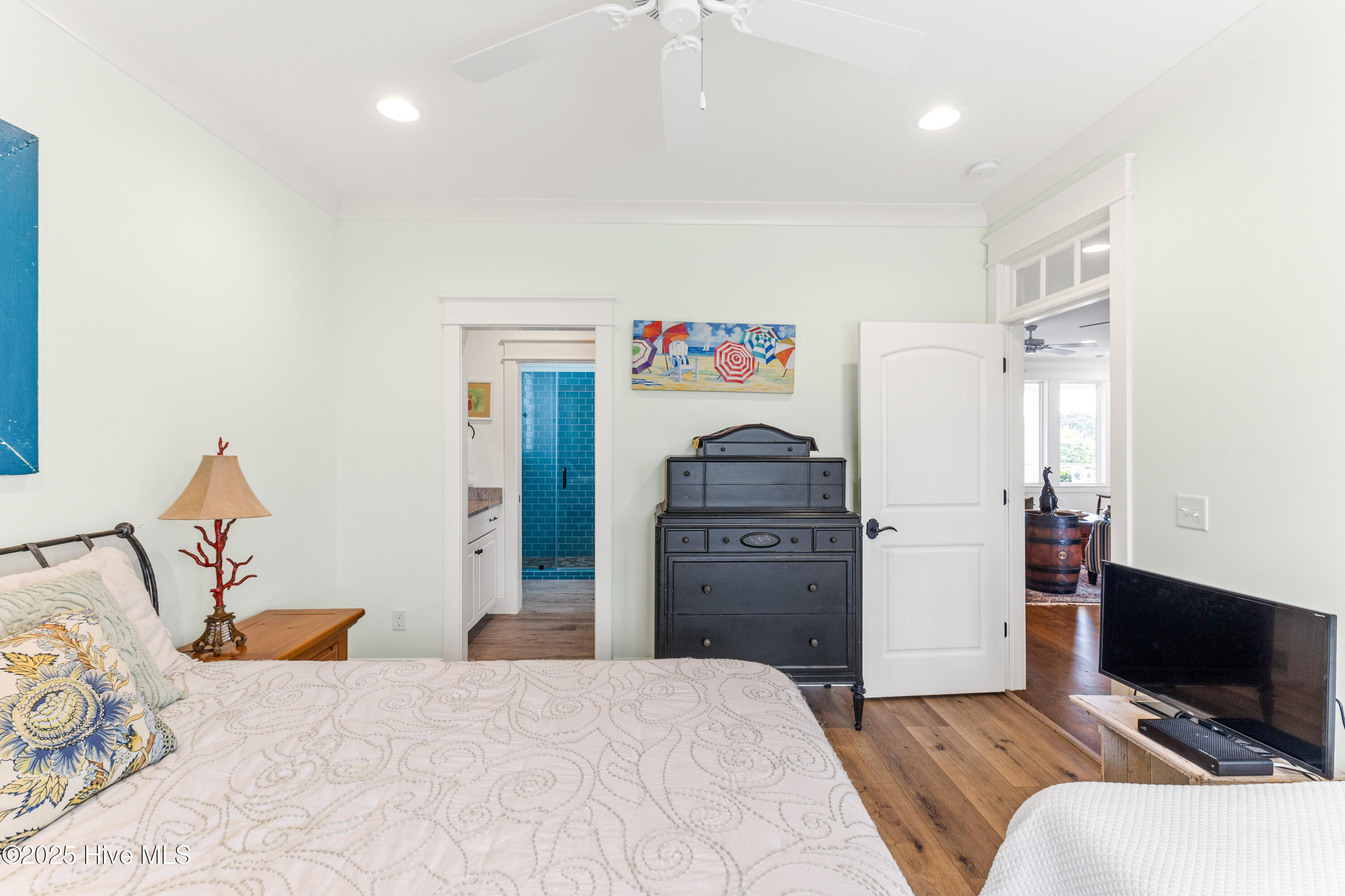 100531006 | Photo 29