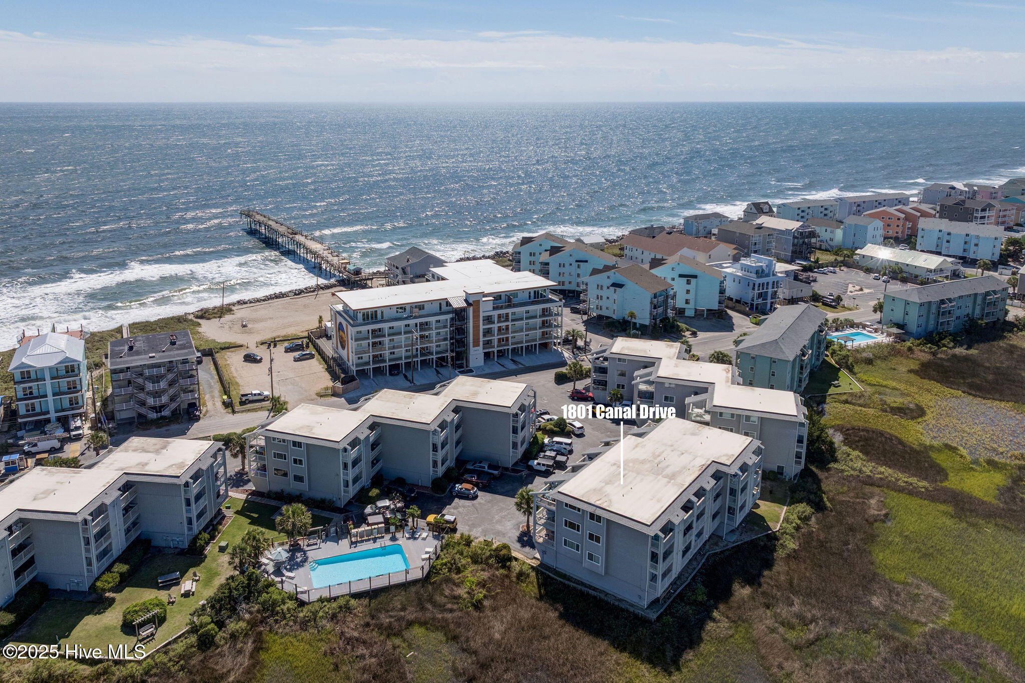 100531579 | Photo 33