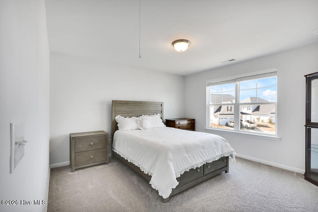 100555659 | Photo 28